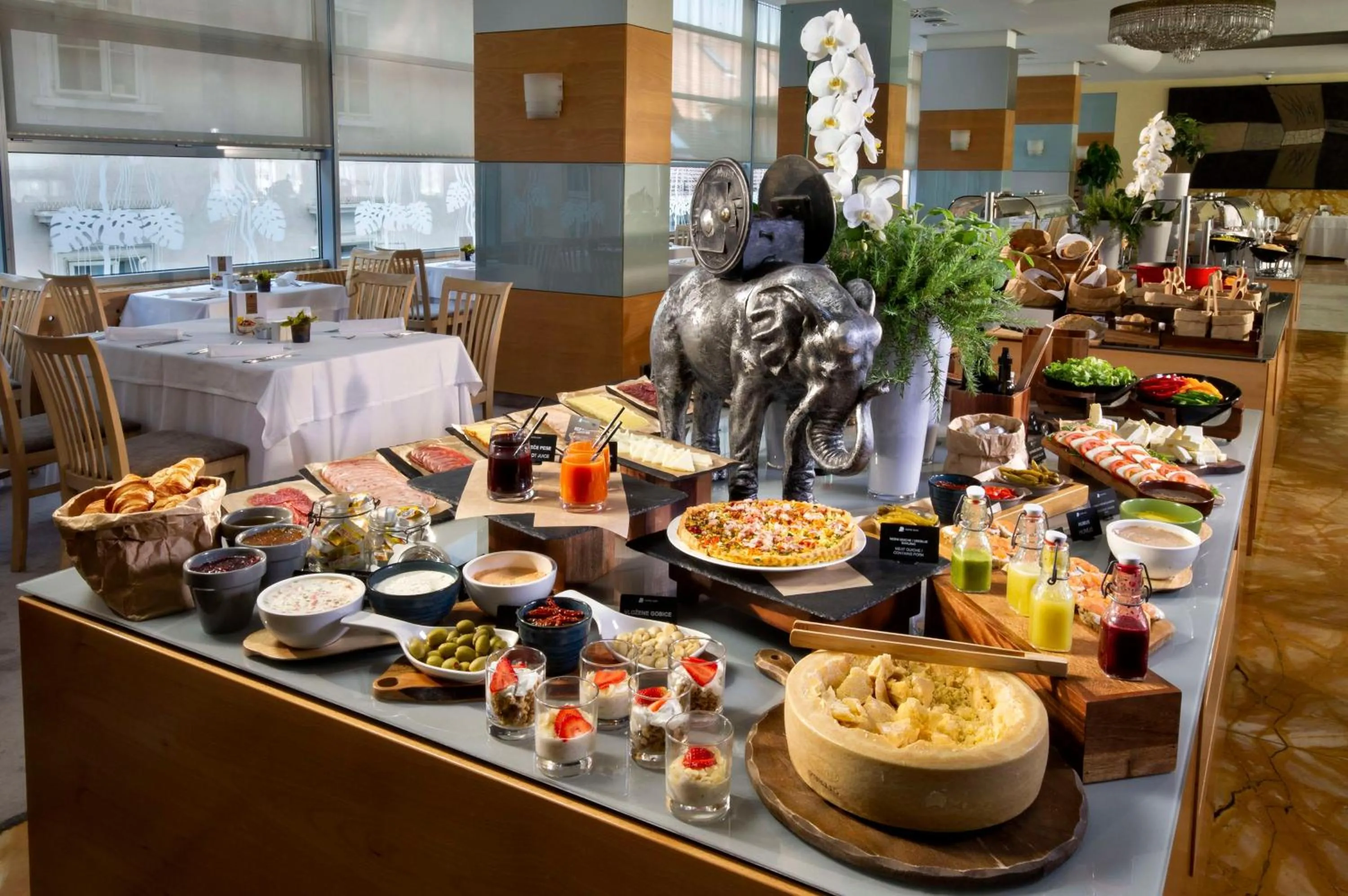 Breakfast in Best Western Premier Hotel Slon