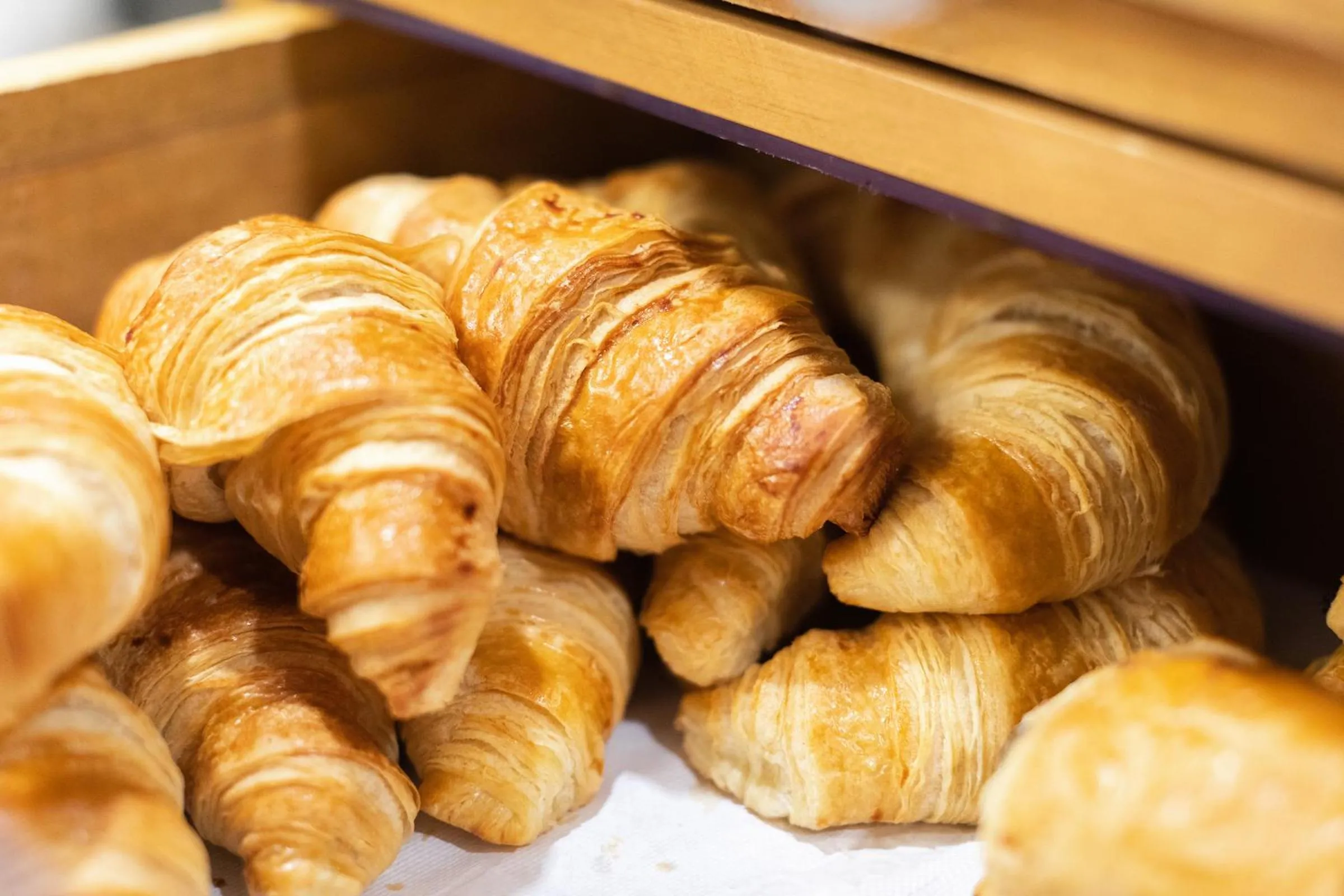 Breakfast in The Porches Inn at Mass MoCA