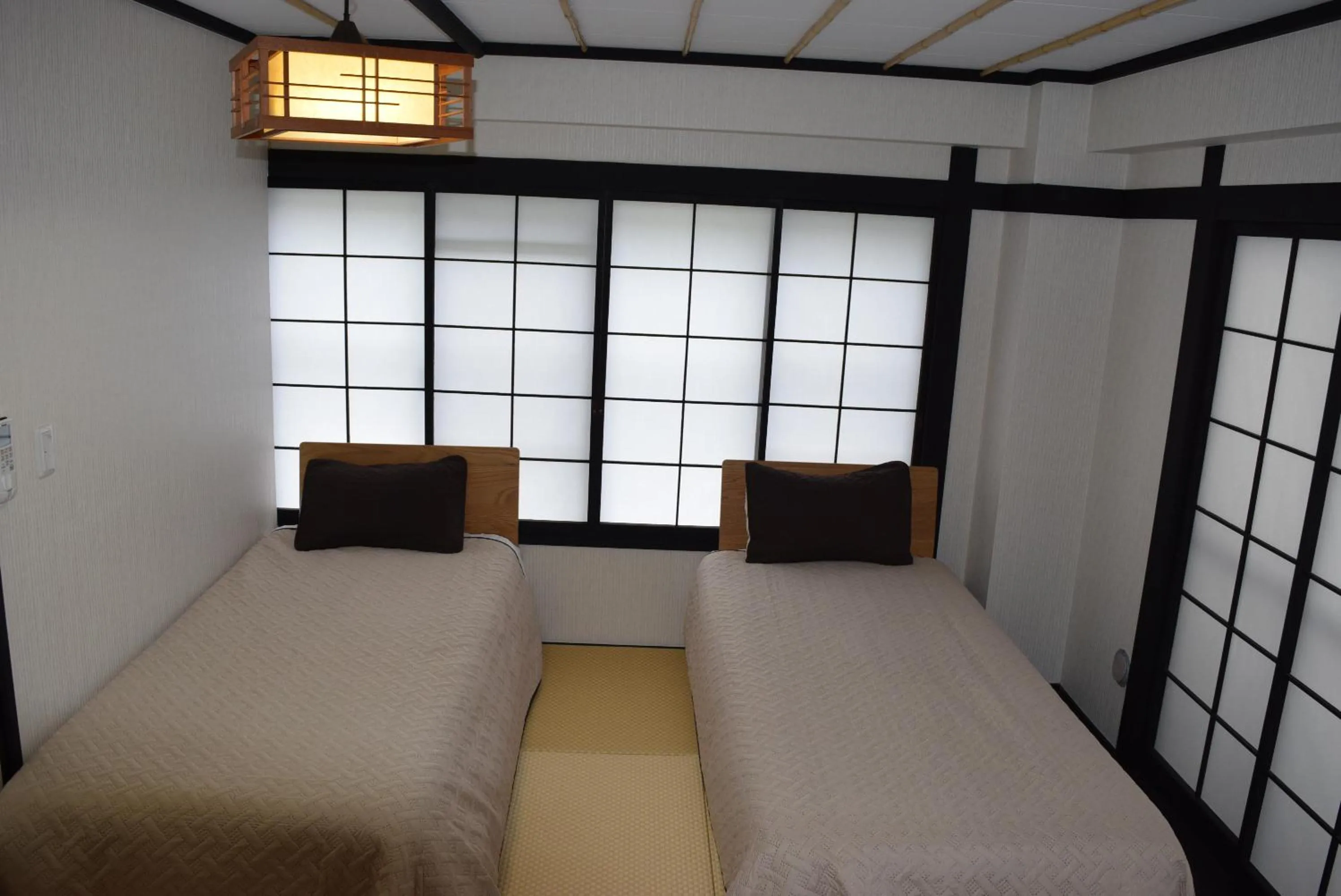 Bed in Nozawa Onsen BASECAMP