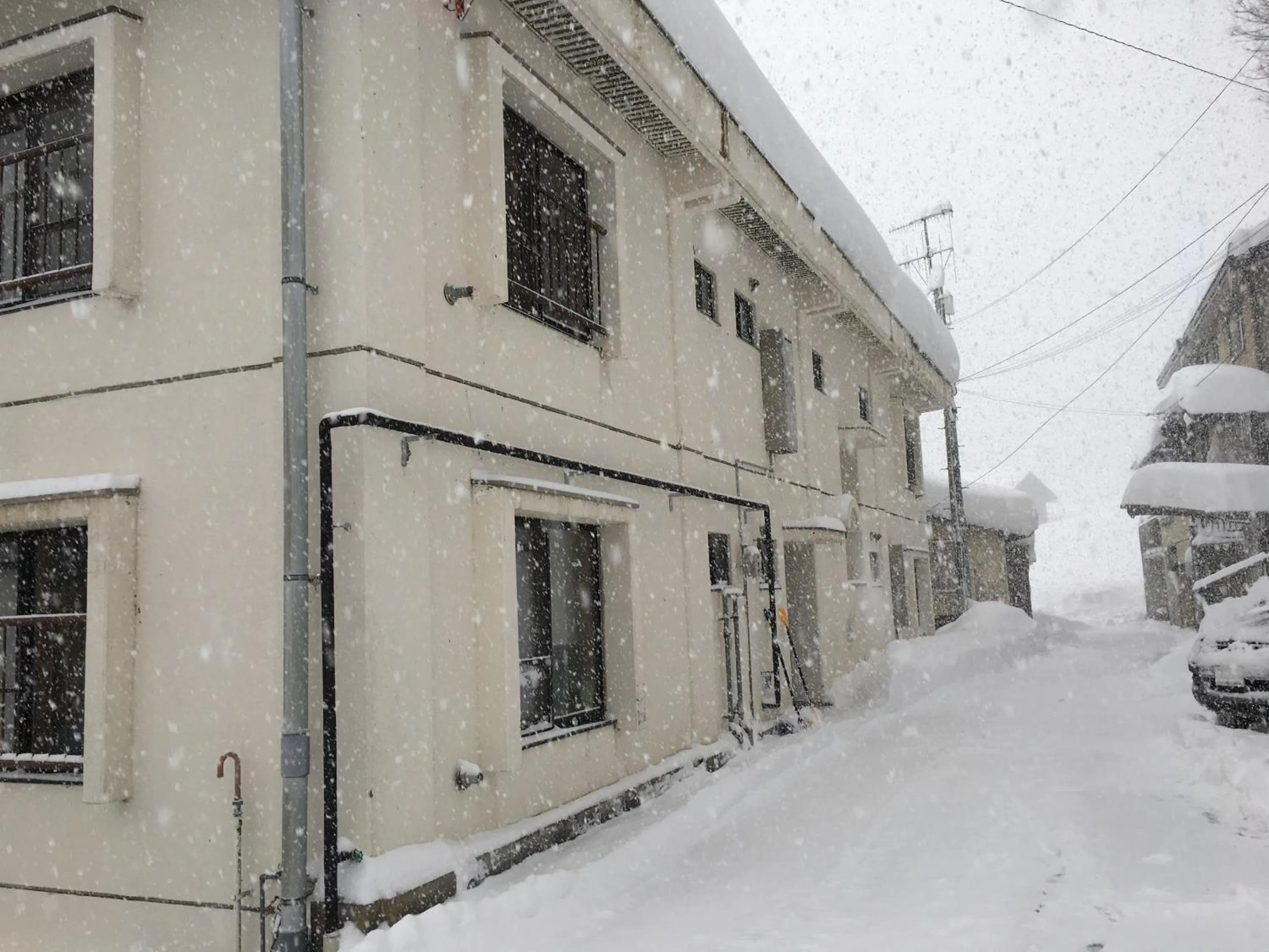 Facade/entrance in Nozawa Onsen BASECAMP