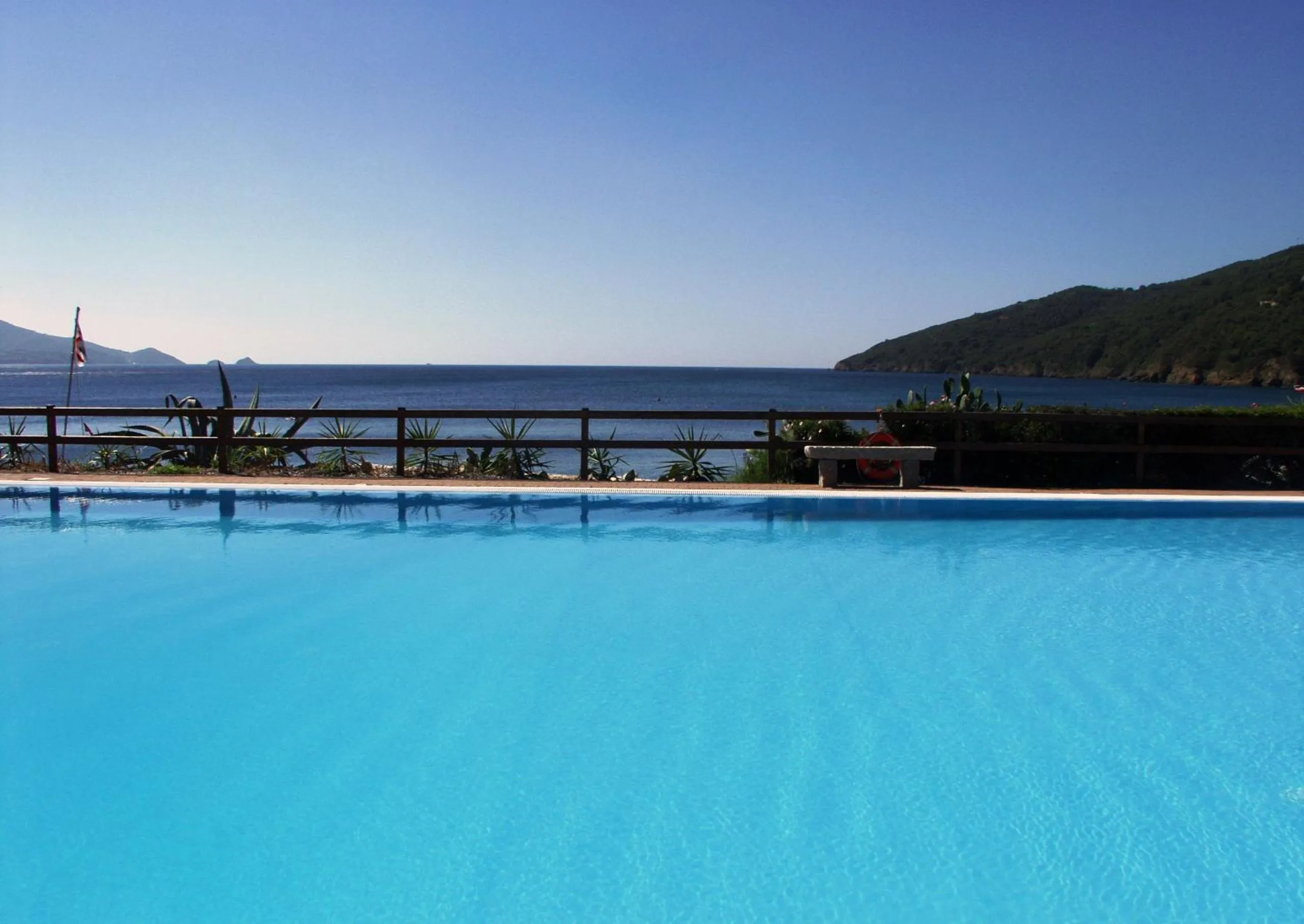 Day in Hotel Capo Sud