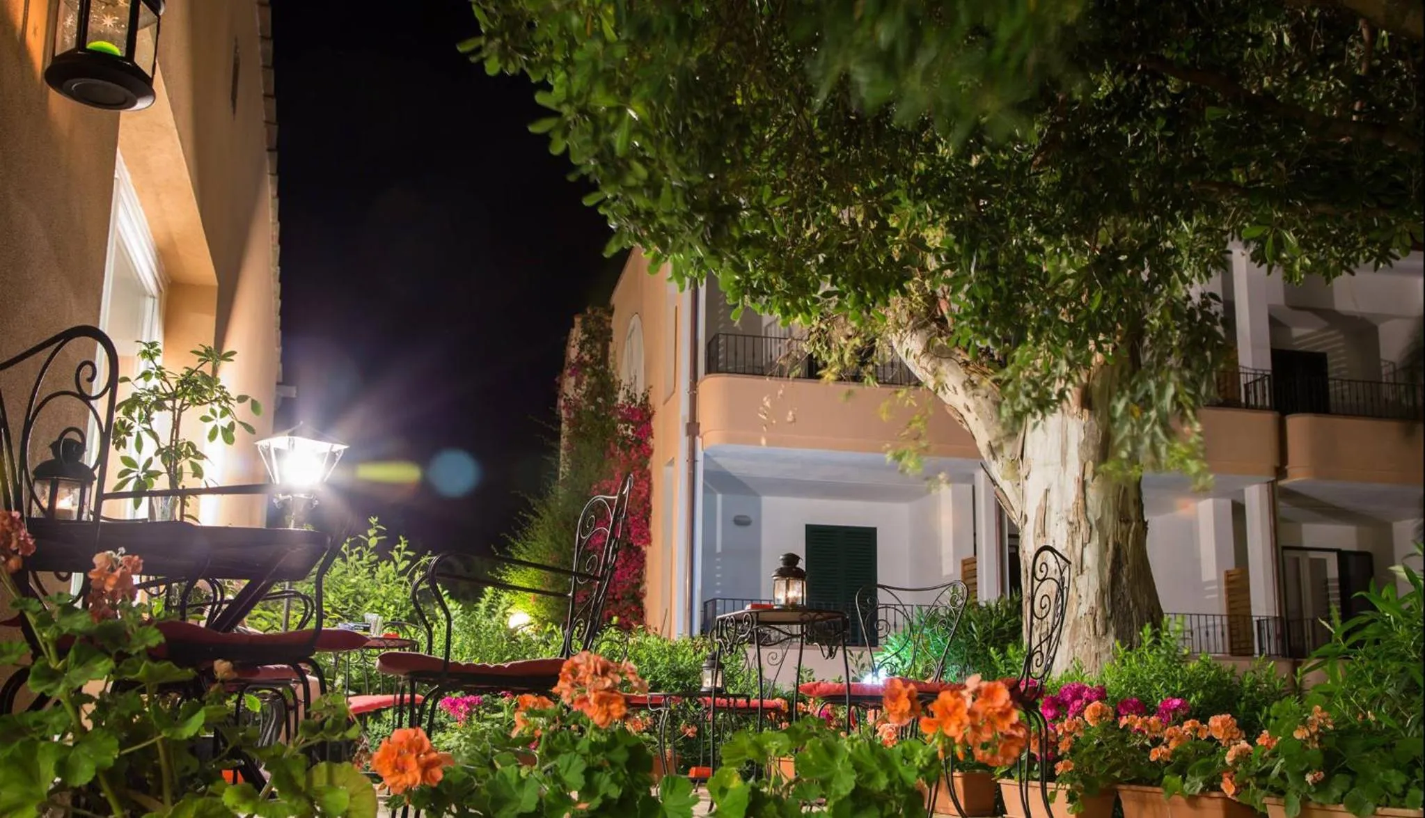 Property building in Hotel Capo Sud