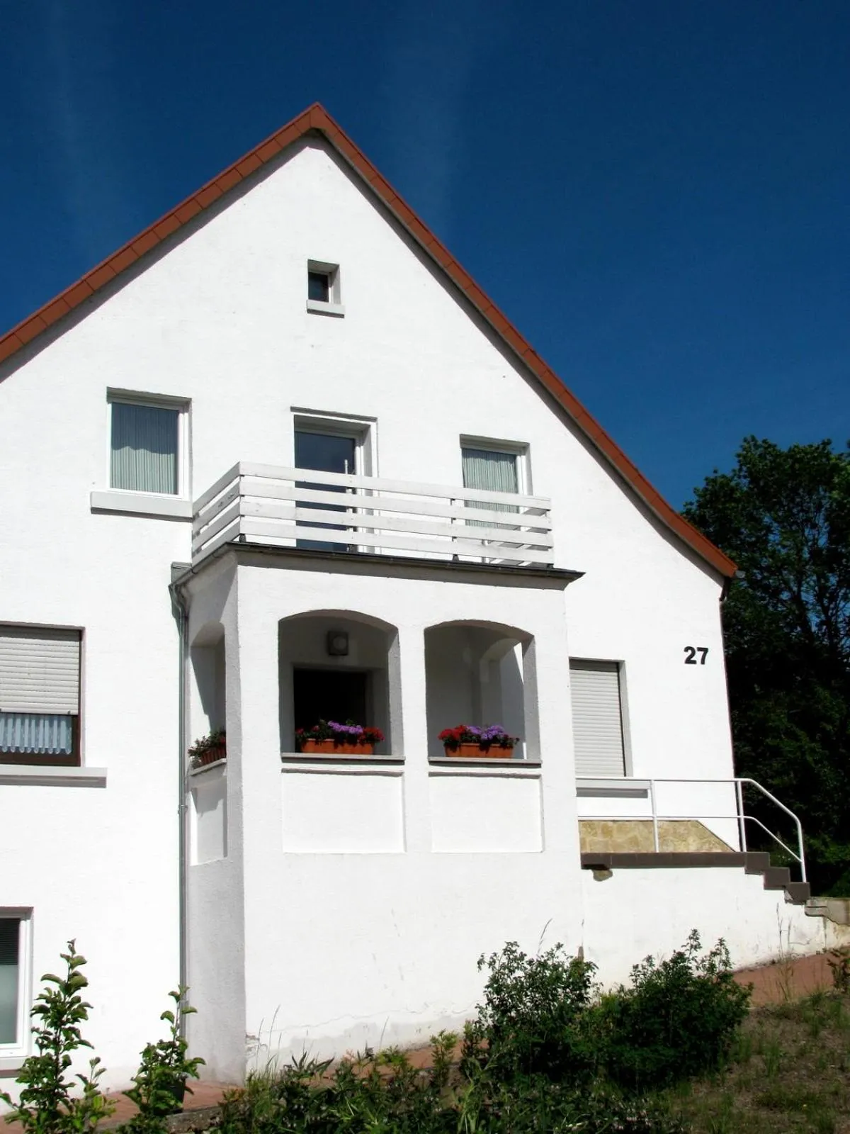 Facade/entrance in Gästehaus Perrin
