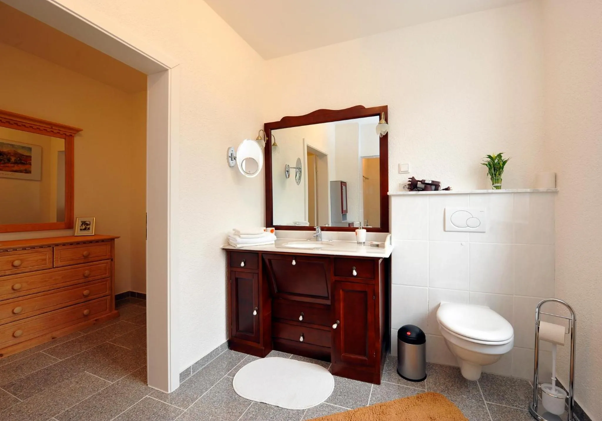 Bathroom in Gästehaus Perrin