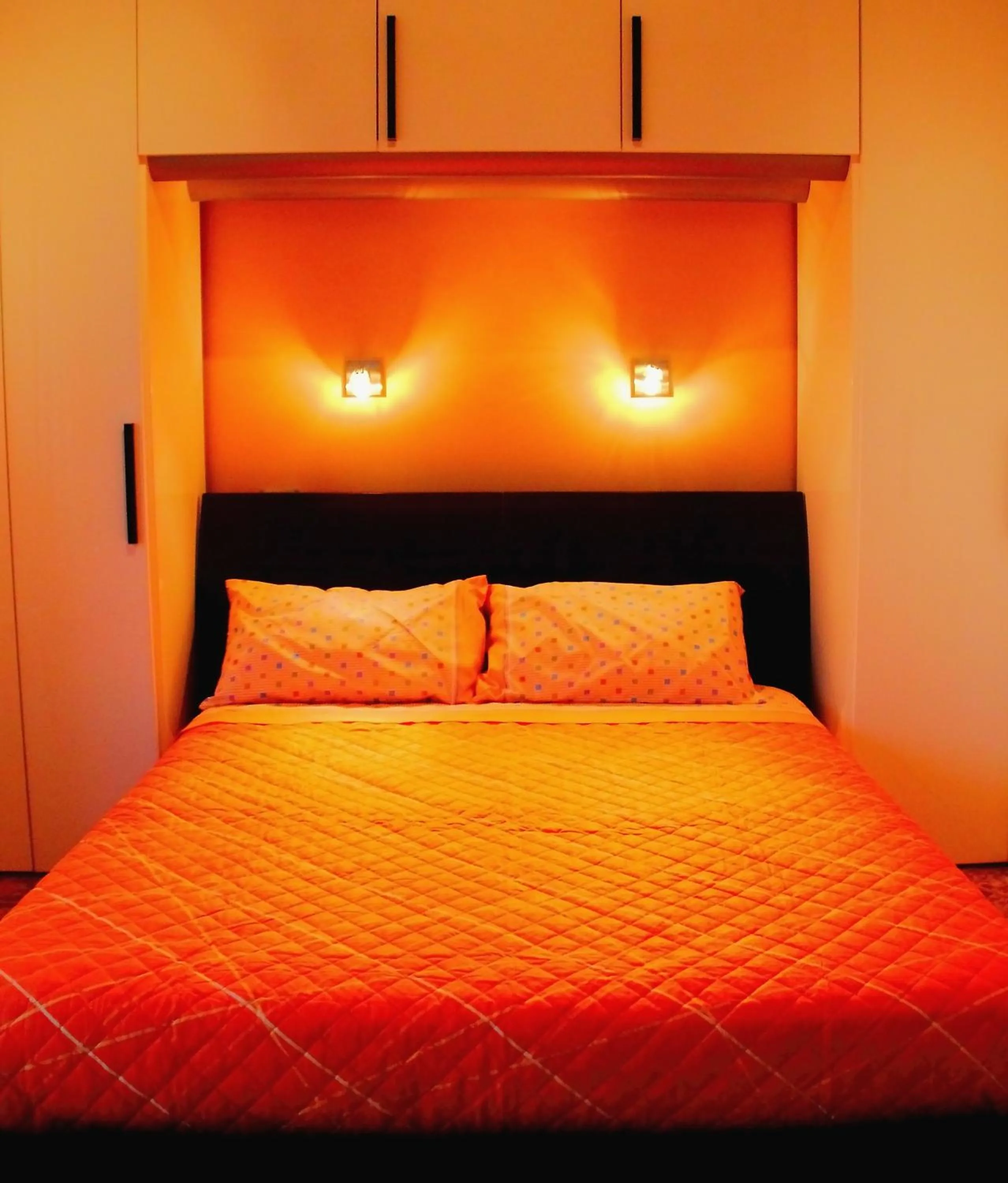 Bed in Hello Roma B&B