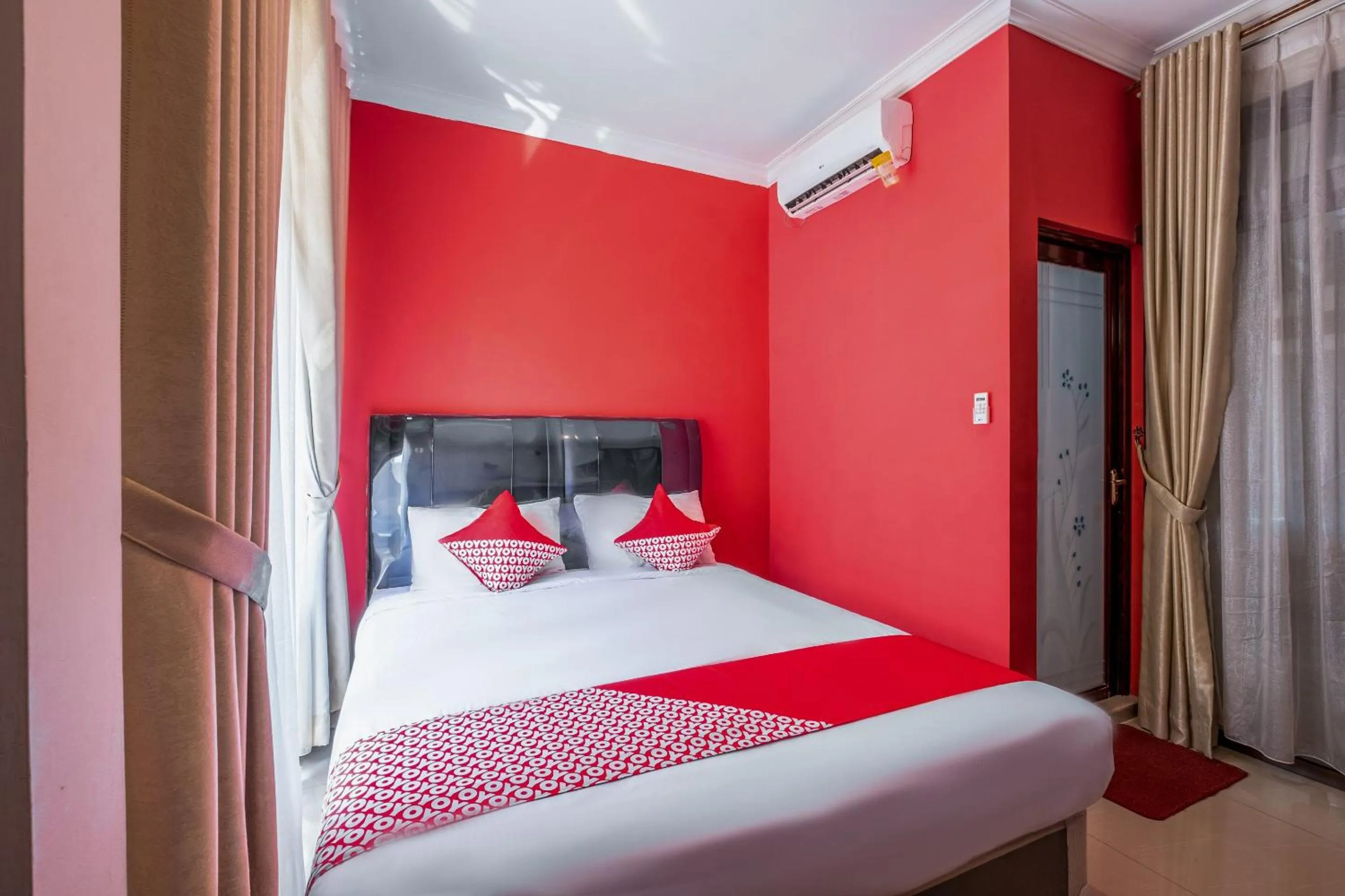 Bedroom, Bed in OYO Collection O 1032 Rahayu Residence Syariah