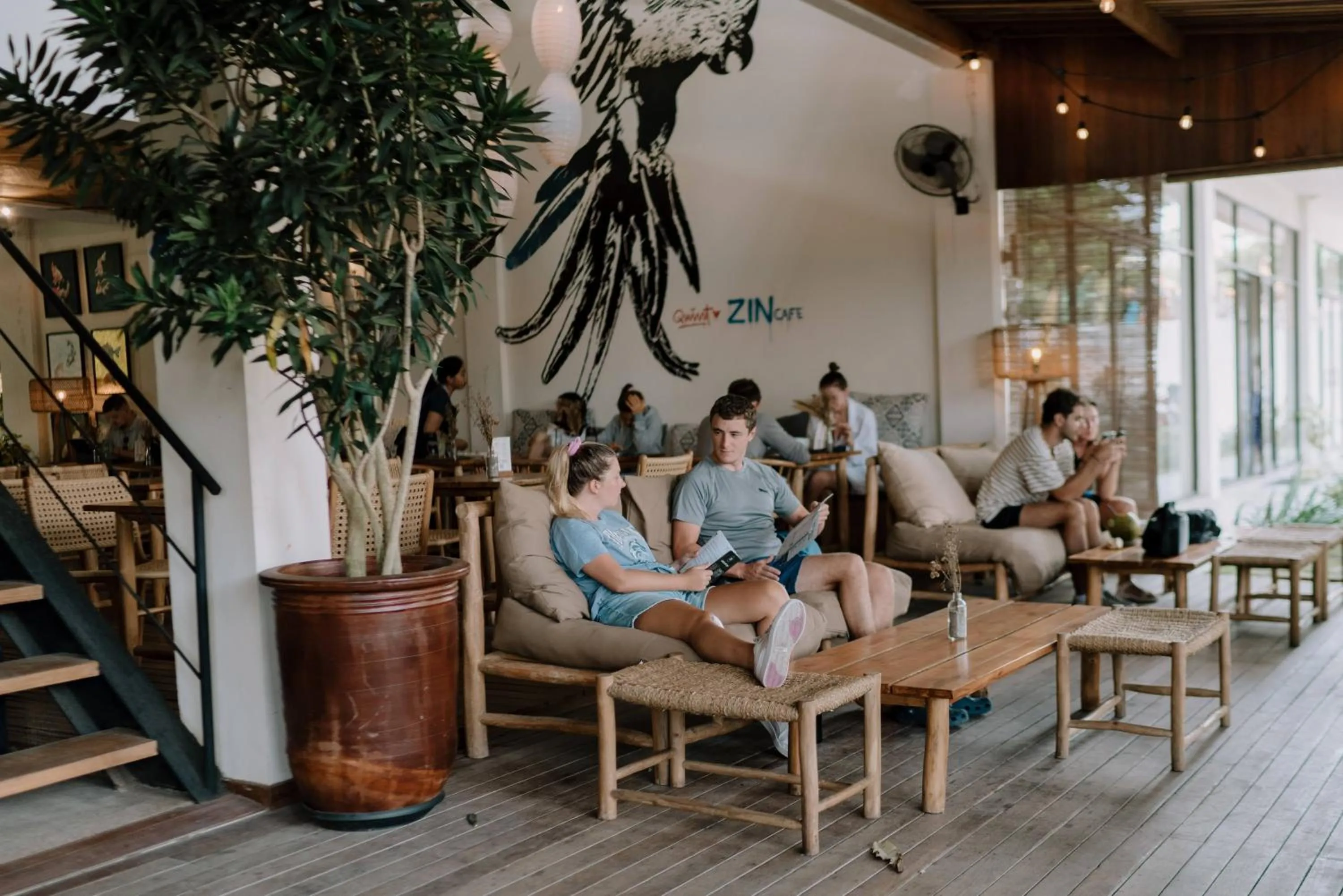 Restaurant/places to eat in ZIN Canggu Resort & Villas