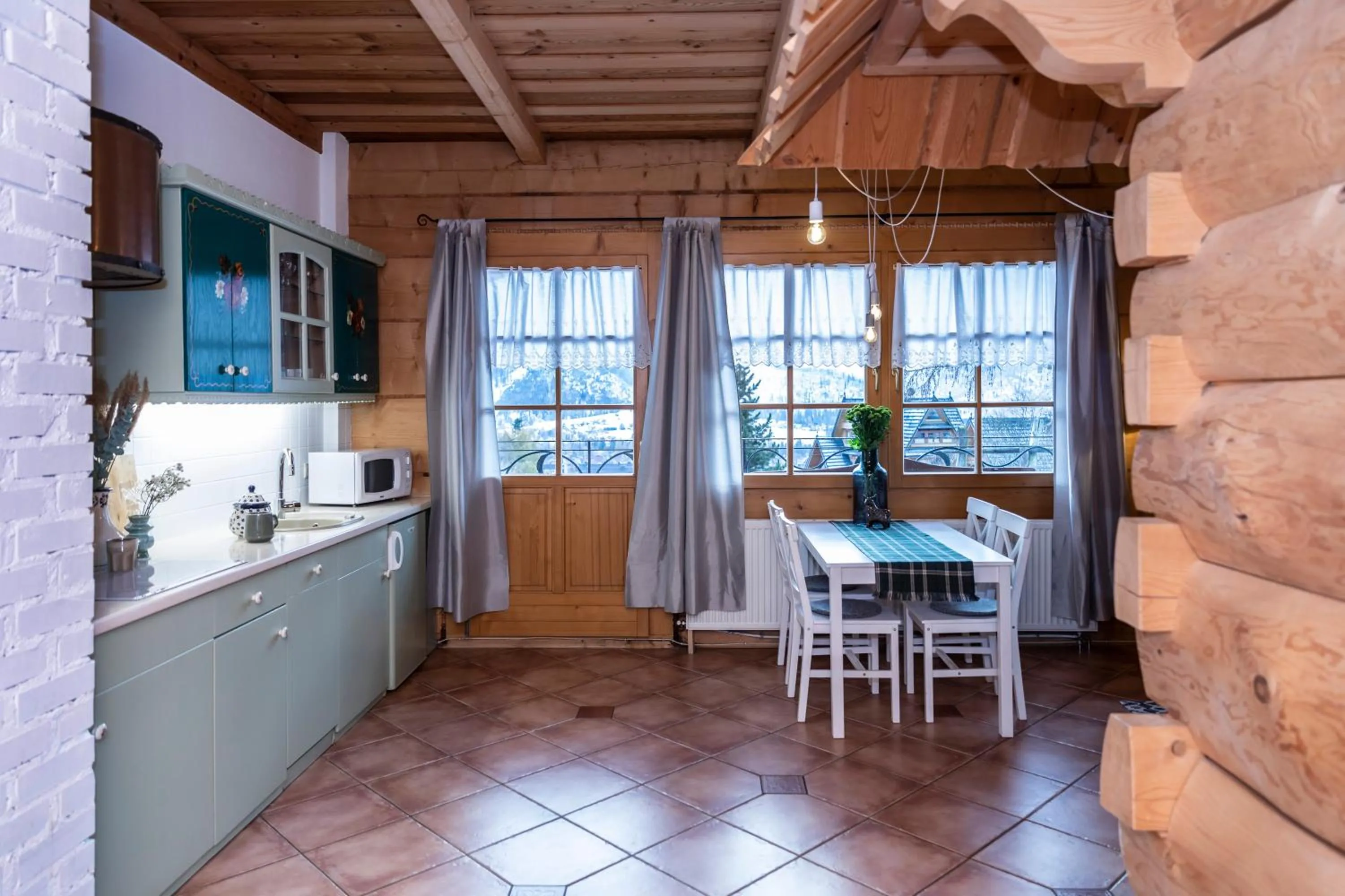Kitchen or kitchenette in Apartamenty Panorama