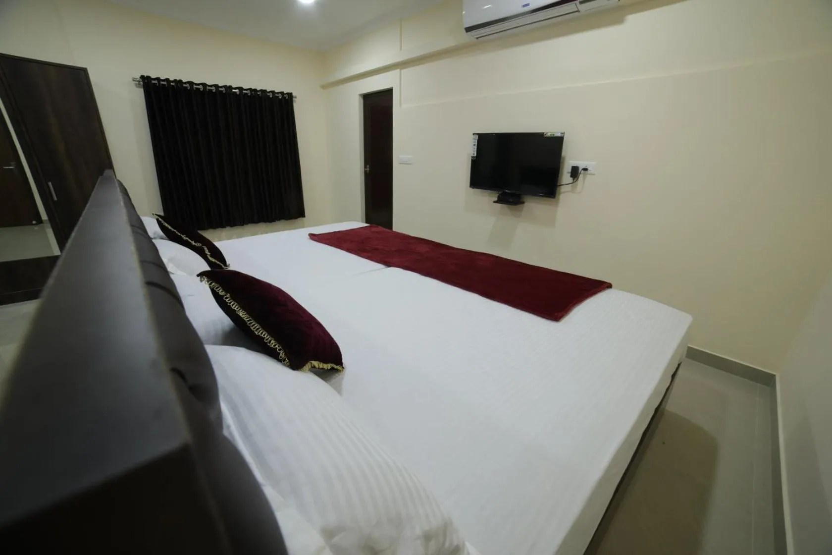 Bed in Shivalaya Residency