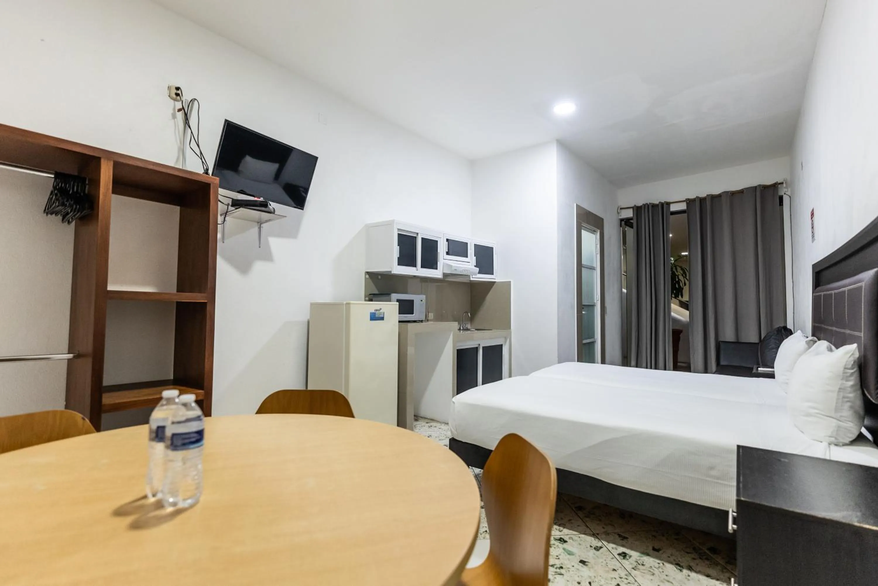 Photo of the whole room, Bed in Loft Hotel Malecón Vallarta