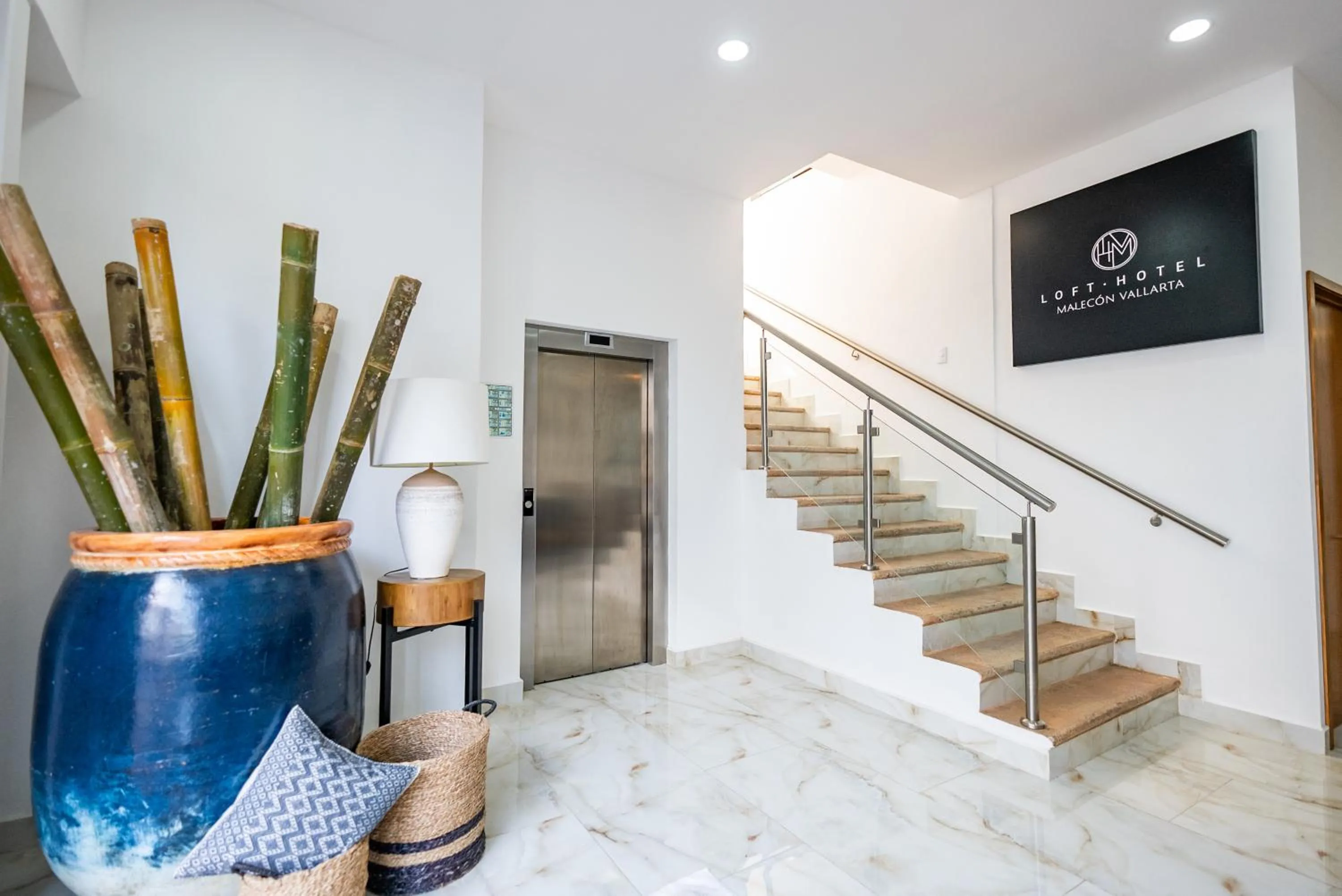Lobby or reception in Loft Hotel Malecón Vallarta