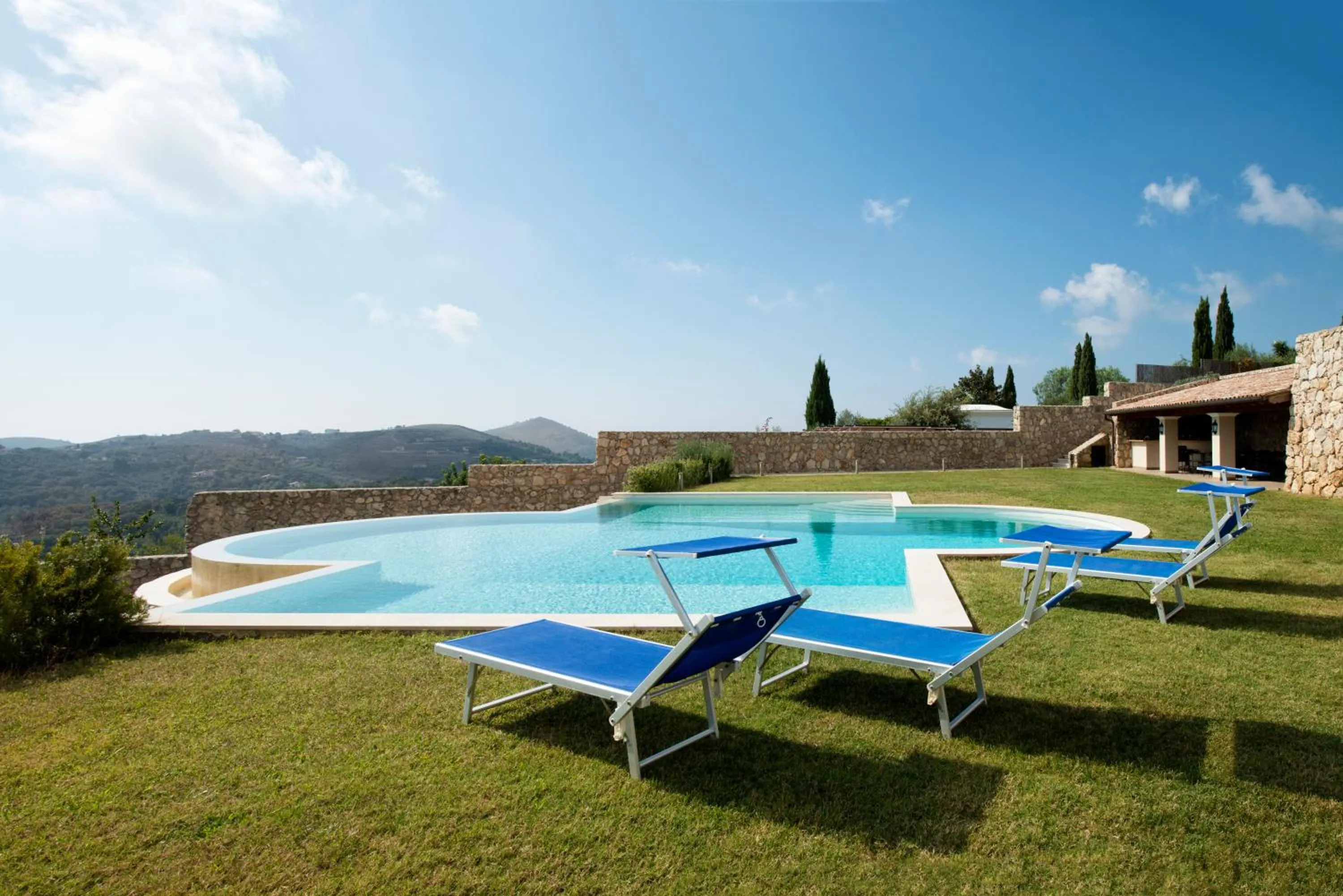 Swimming pool in Collina Degli Ulivi B&B