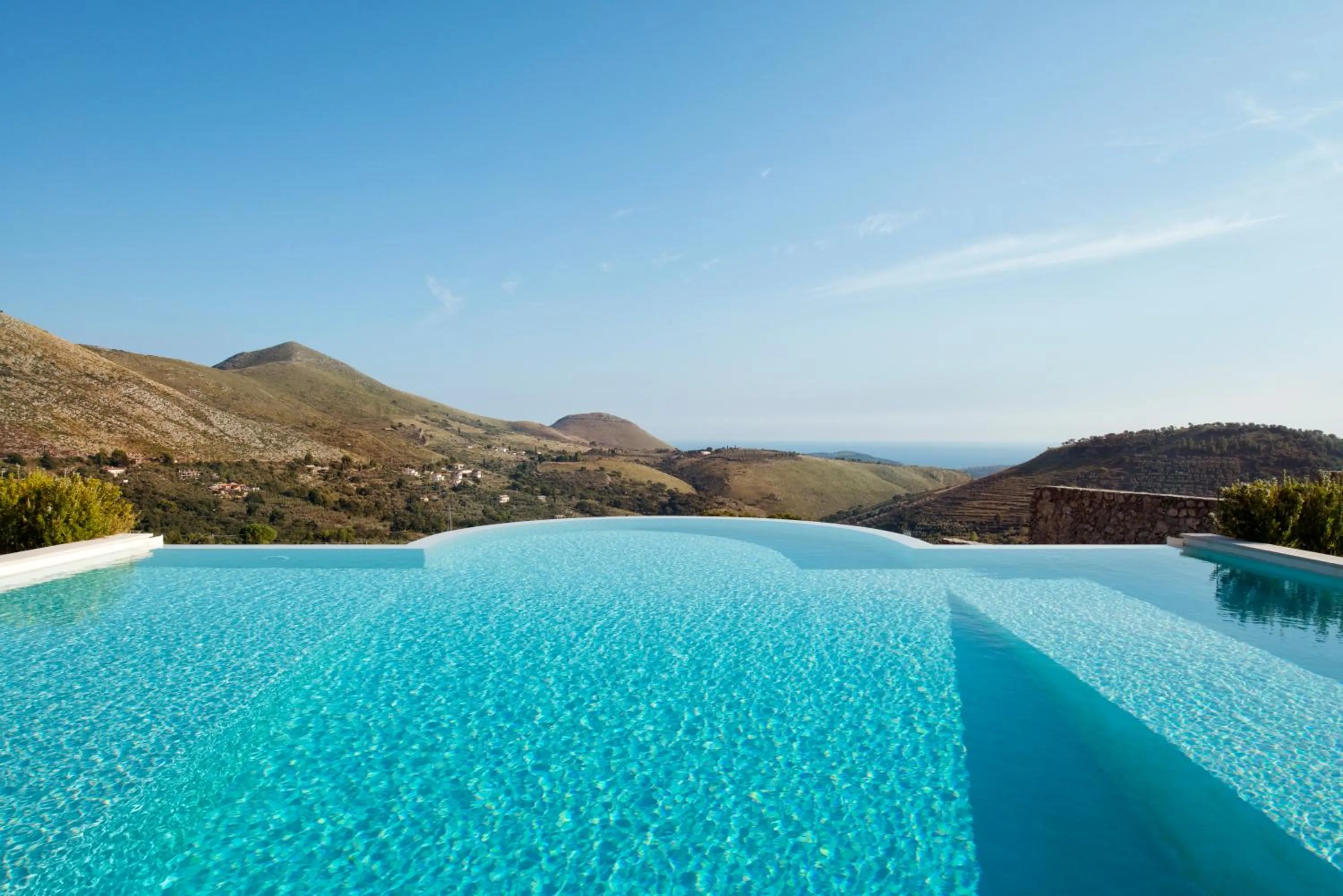 Swimming pool in Collina Degli Ulivi B&B