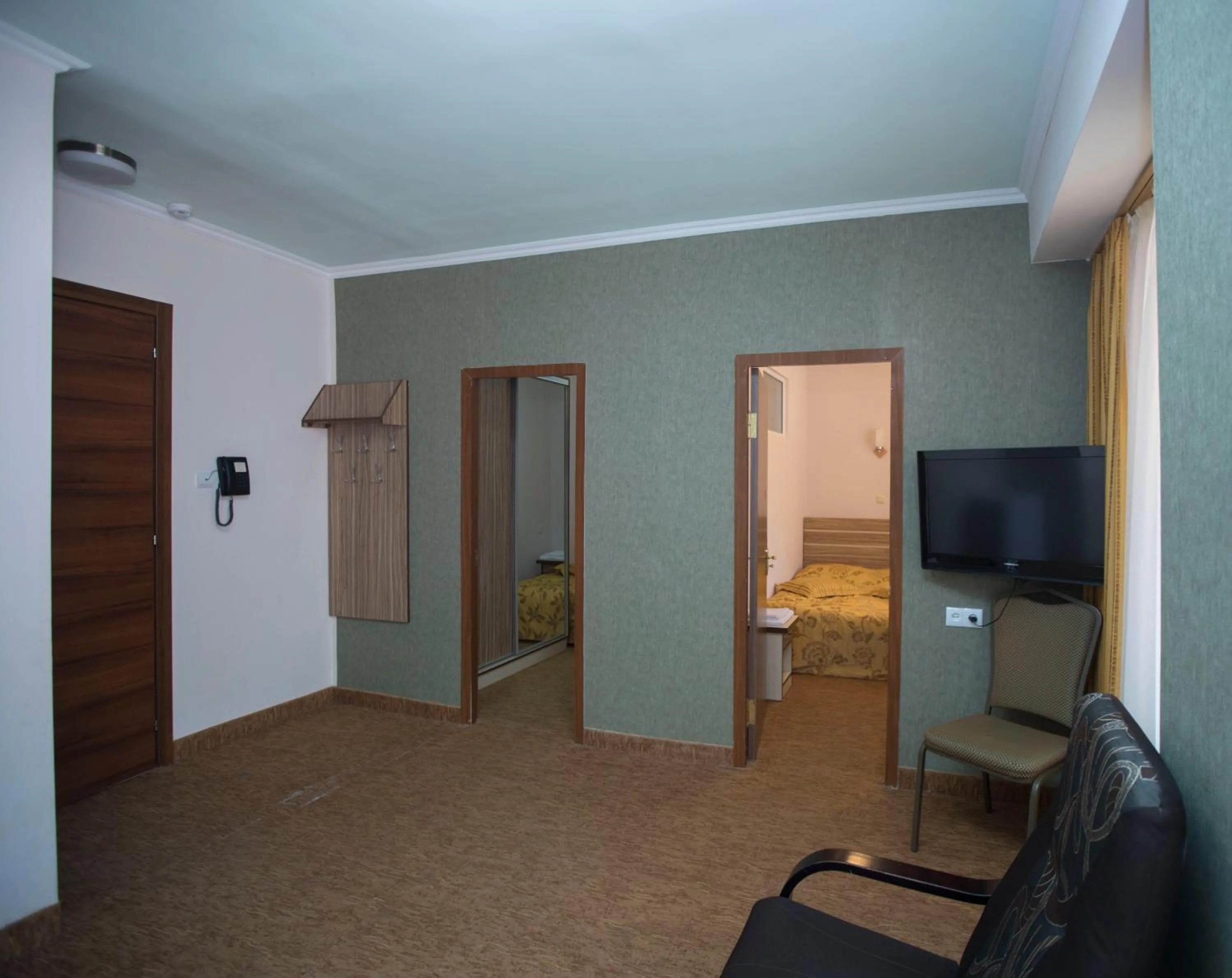 Living room in Tsaghkahovit Hotel