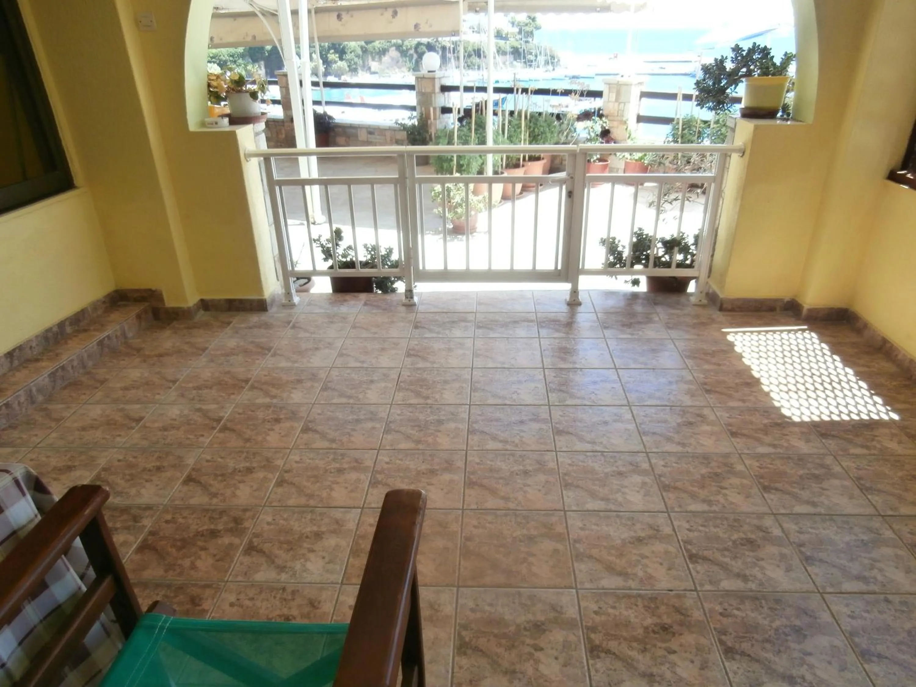 Balcony/Terrace in Haravgi Hotel