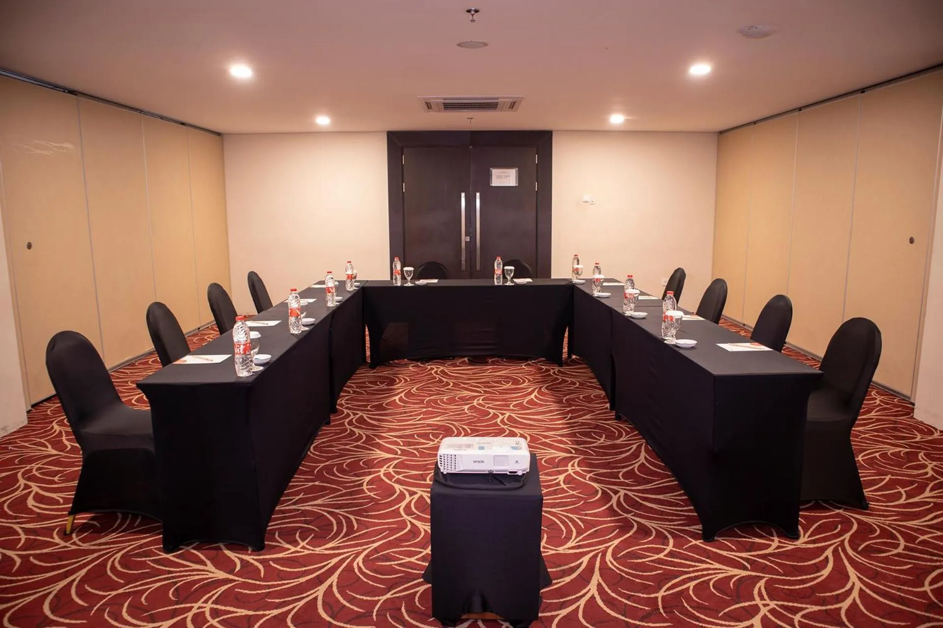 Meeting/conference room in Horison Emerald Timoho Yogyakarta