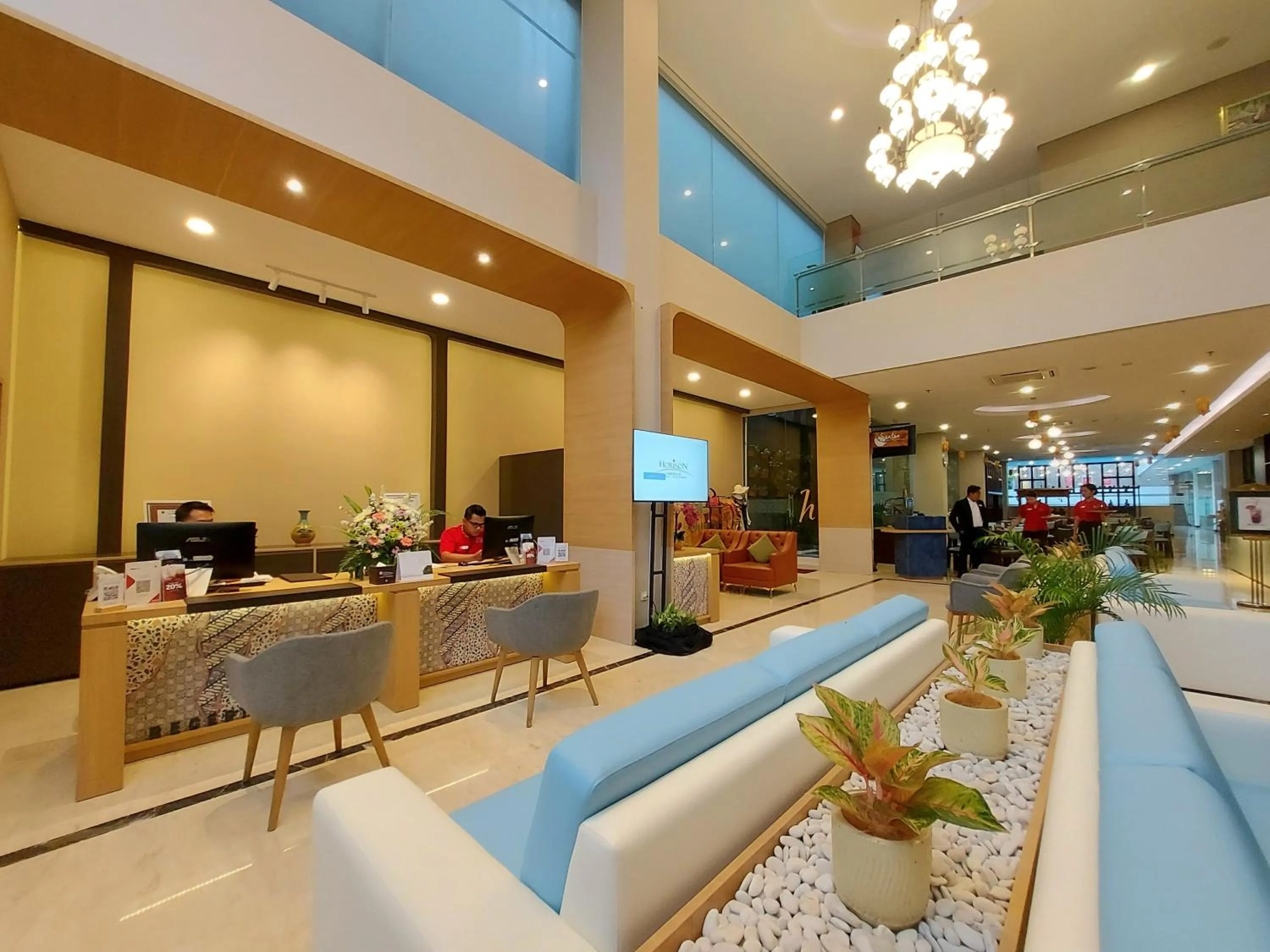 Lobby or reception in Horison Emerald Timoho Yogyakarta
