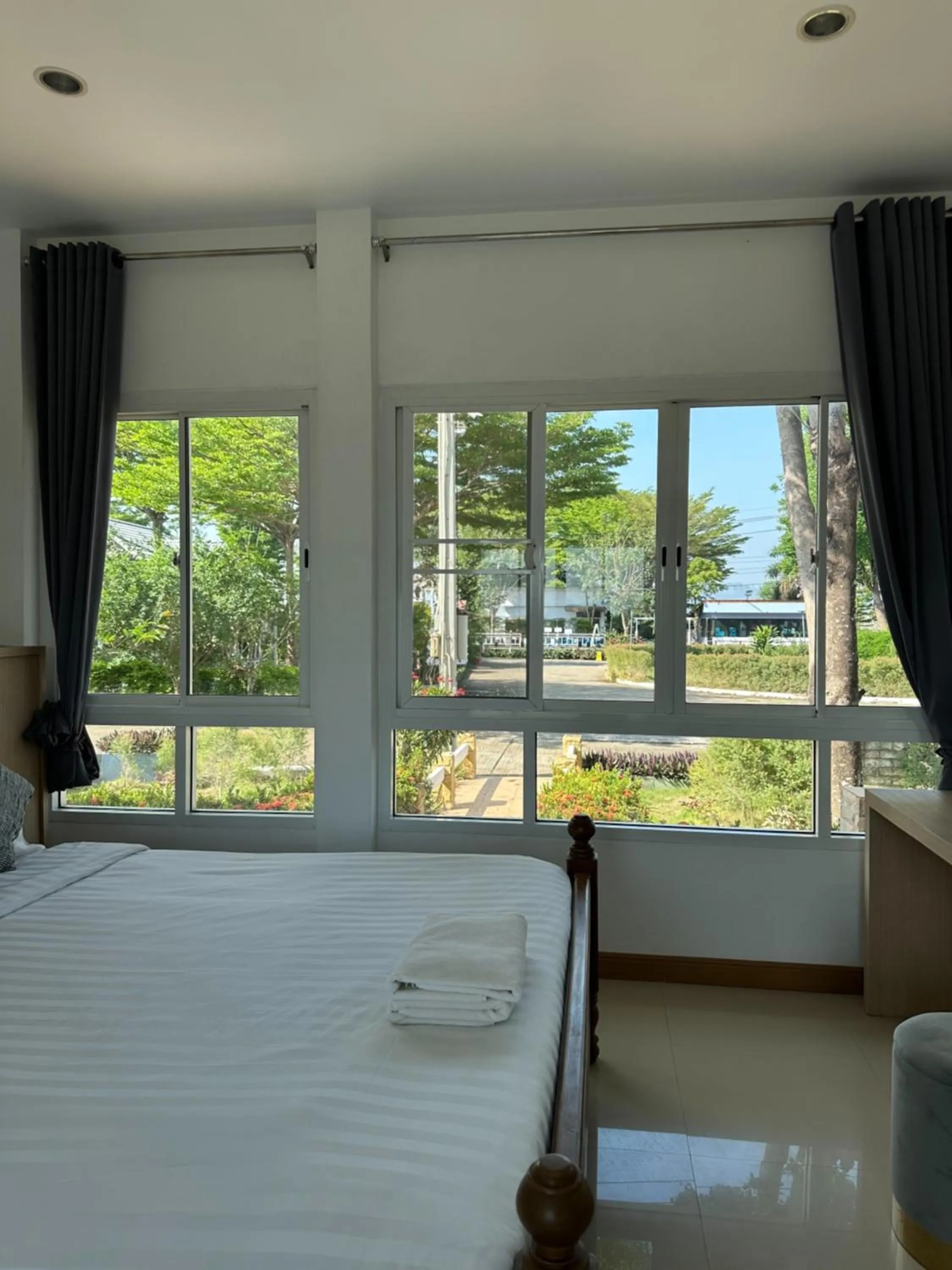 Bed in Blue Sky Villa Khao Yai