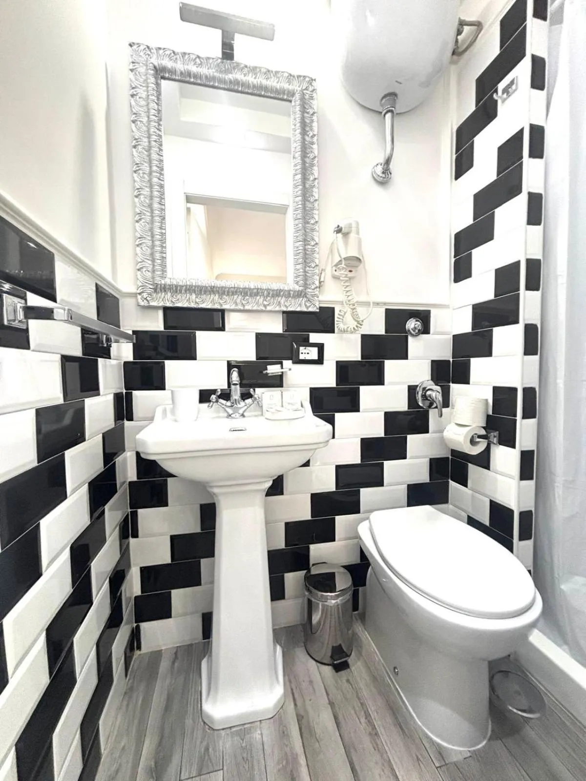 Bathroom in Locanda Parlamento