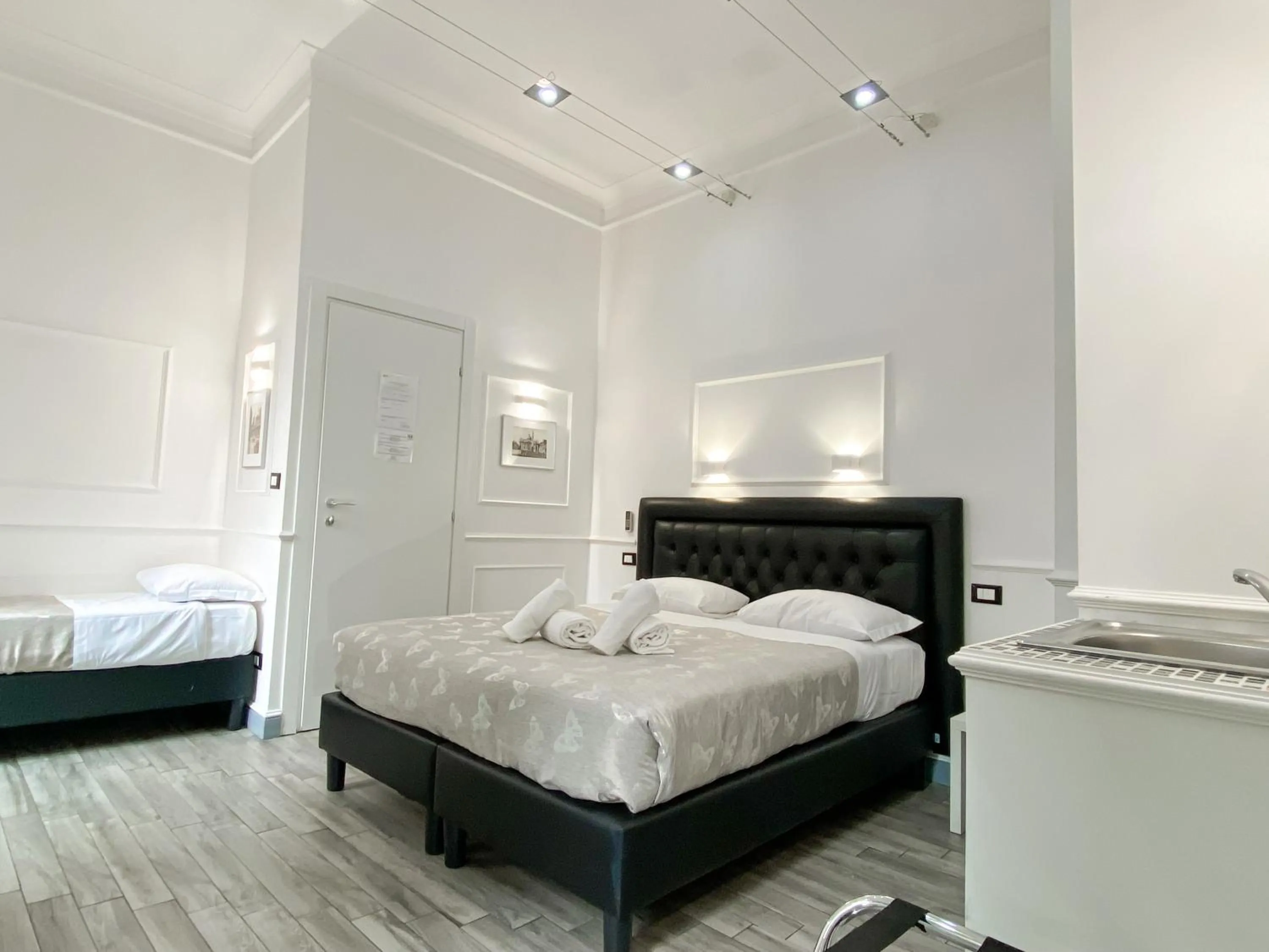 Bedroom, Bed in Locanda Parlamento