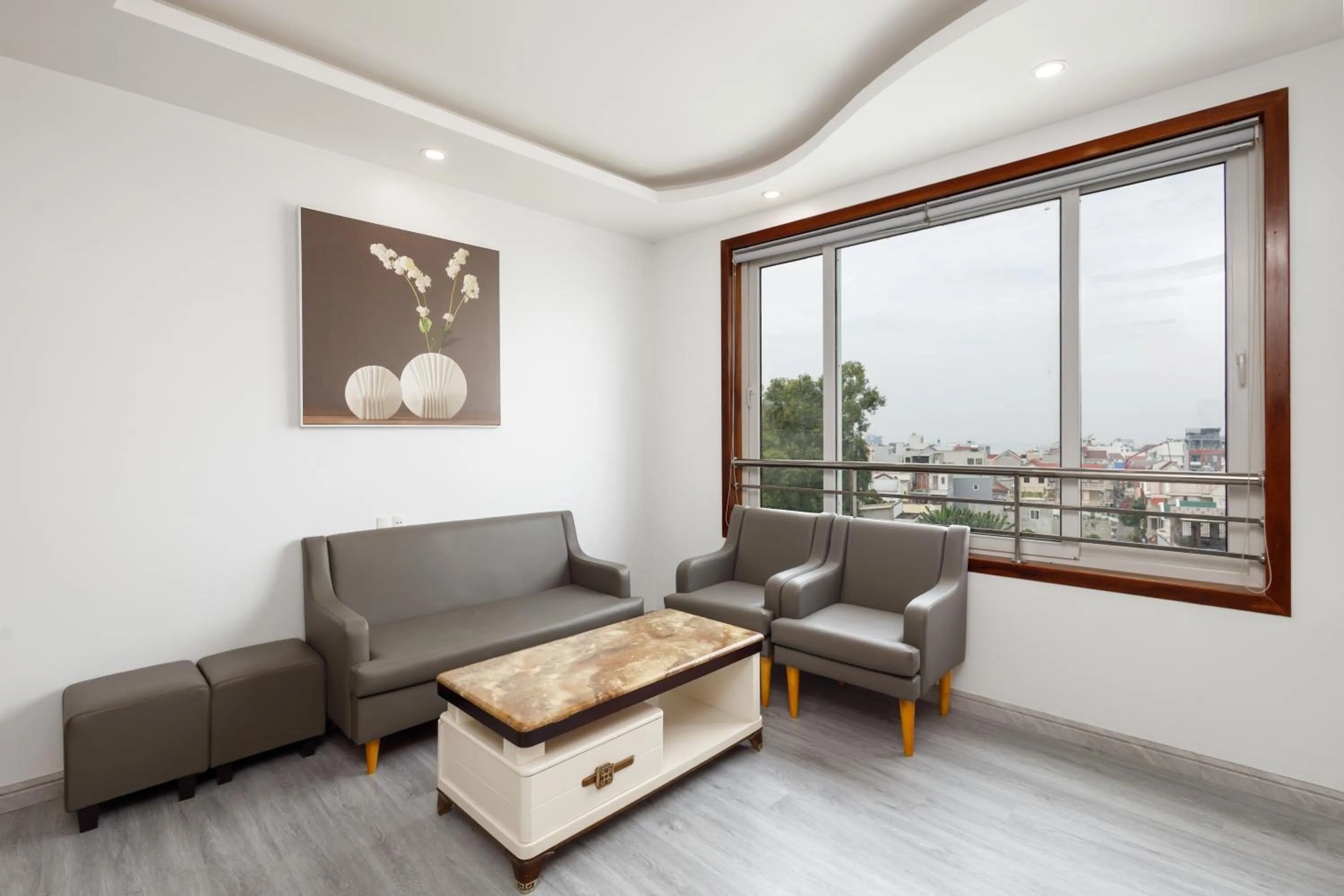 Sao Mai Hotel & Apartment