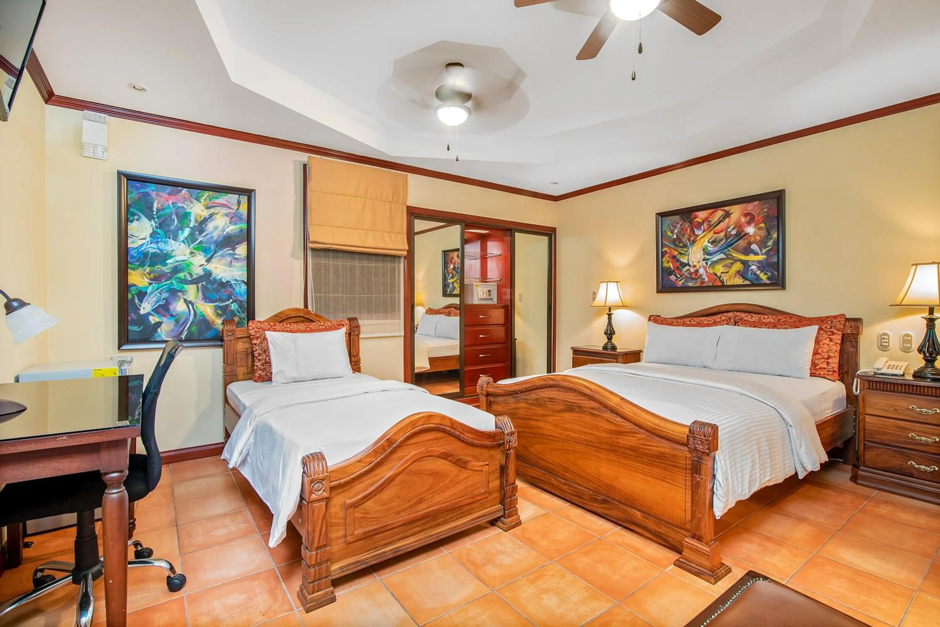 Bedroom, Bed in Hotel Casa Roland San Jose