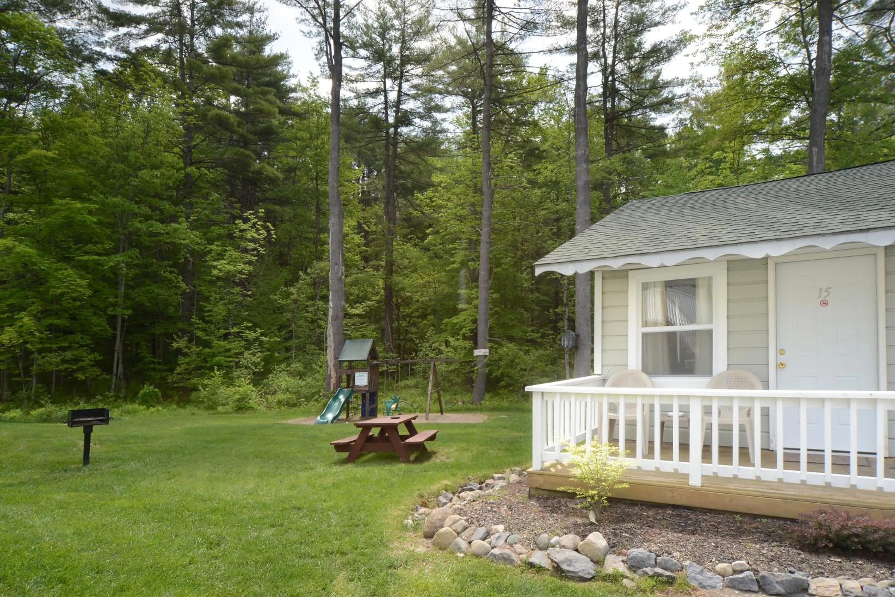 BBQ facilities in Studio Motel of Lake George