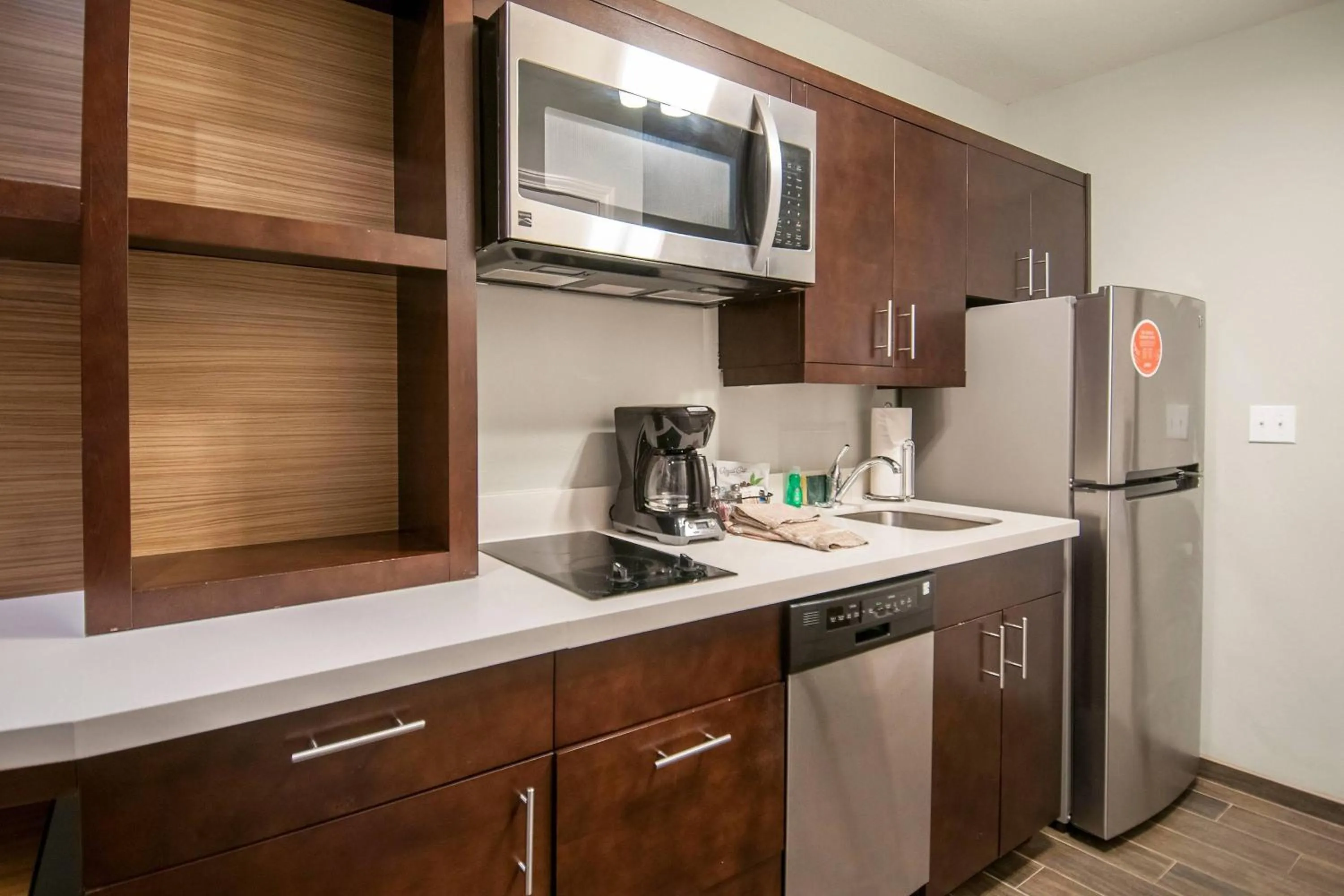 Kitchen or kitchenette in TownePlace Suites by Marriott Vidalia Riverfront