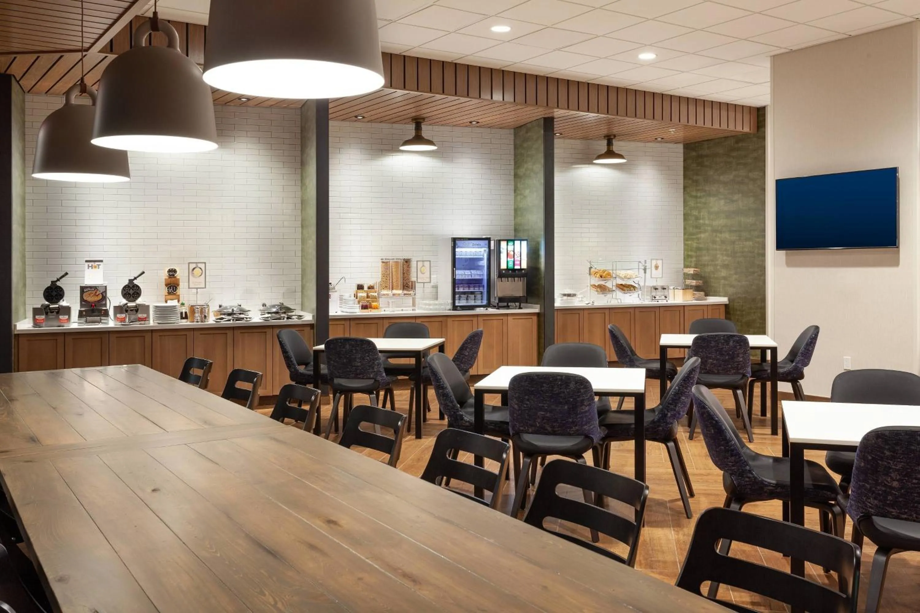 Breakfast in Fairfield Inn & Suites by Marriott Wellington-West Palm Beach