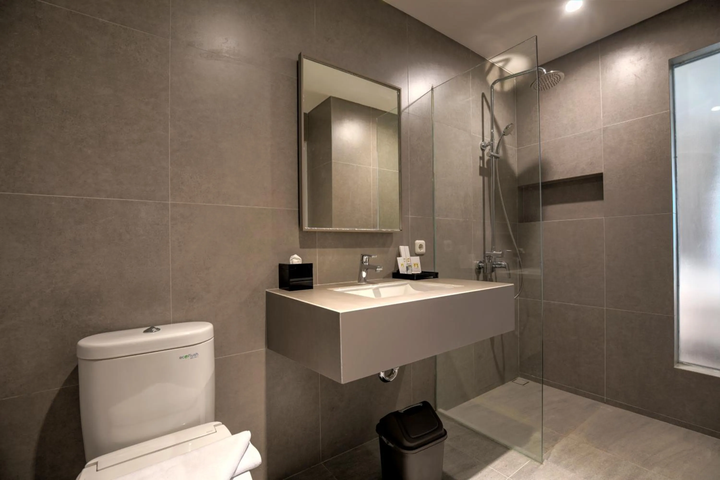 Bathroom in Mambruk Hotel & Convention