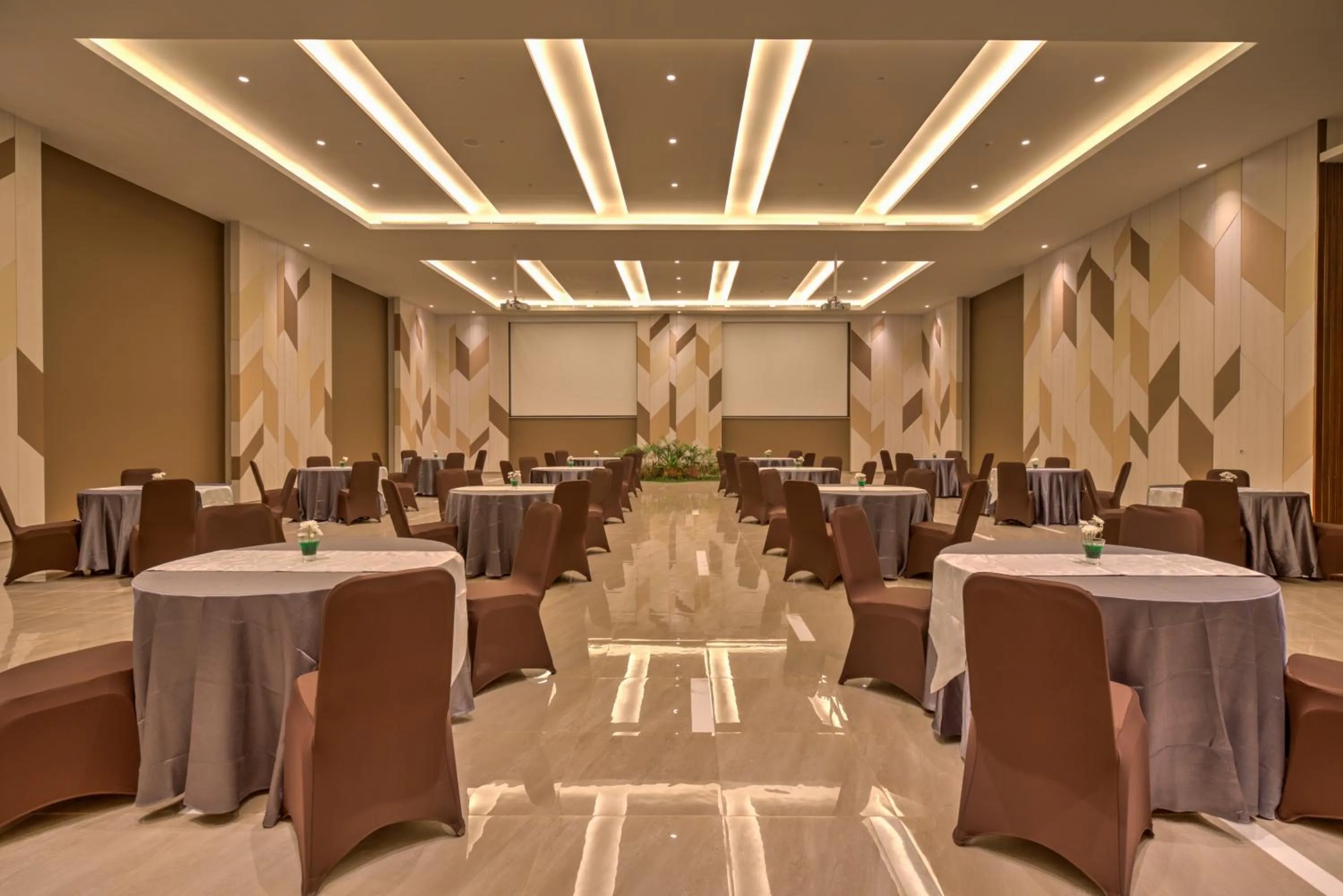Meeting/conference room in Mambruk Hotel & Convention