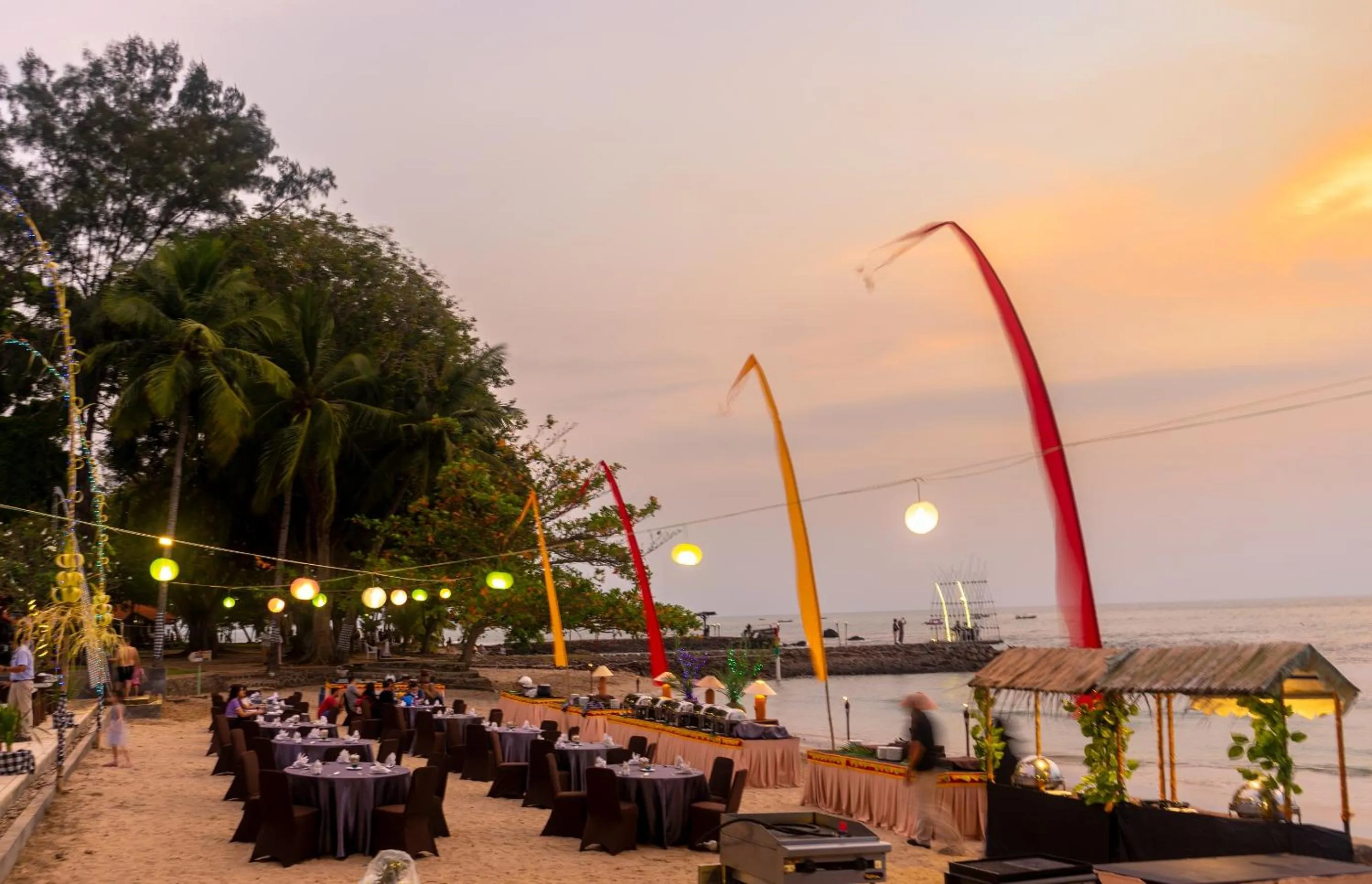 Dinner in Mambruk Hotel & Convention