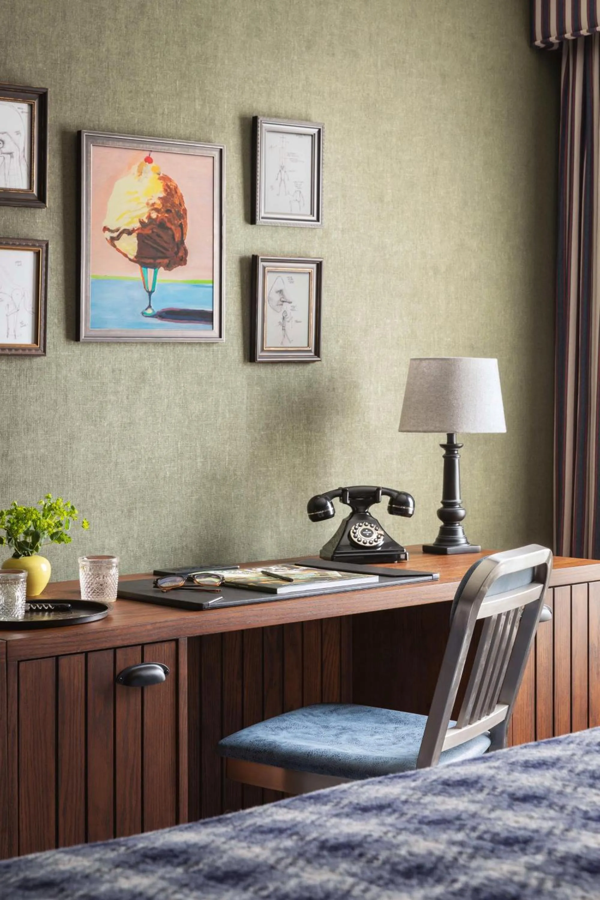 Bedroom in Graduate by Hilton Storrs