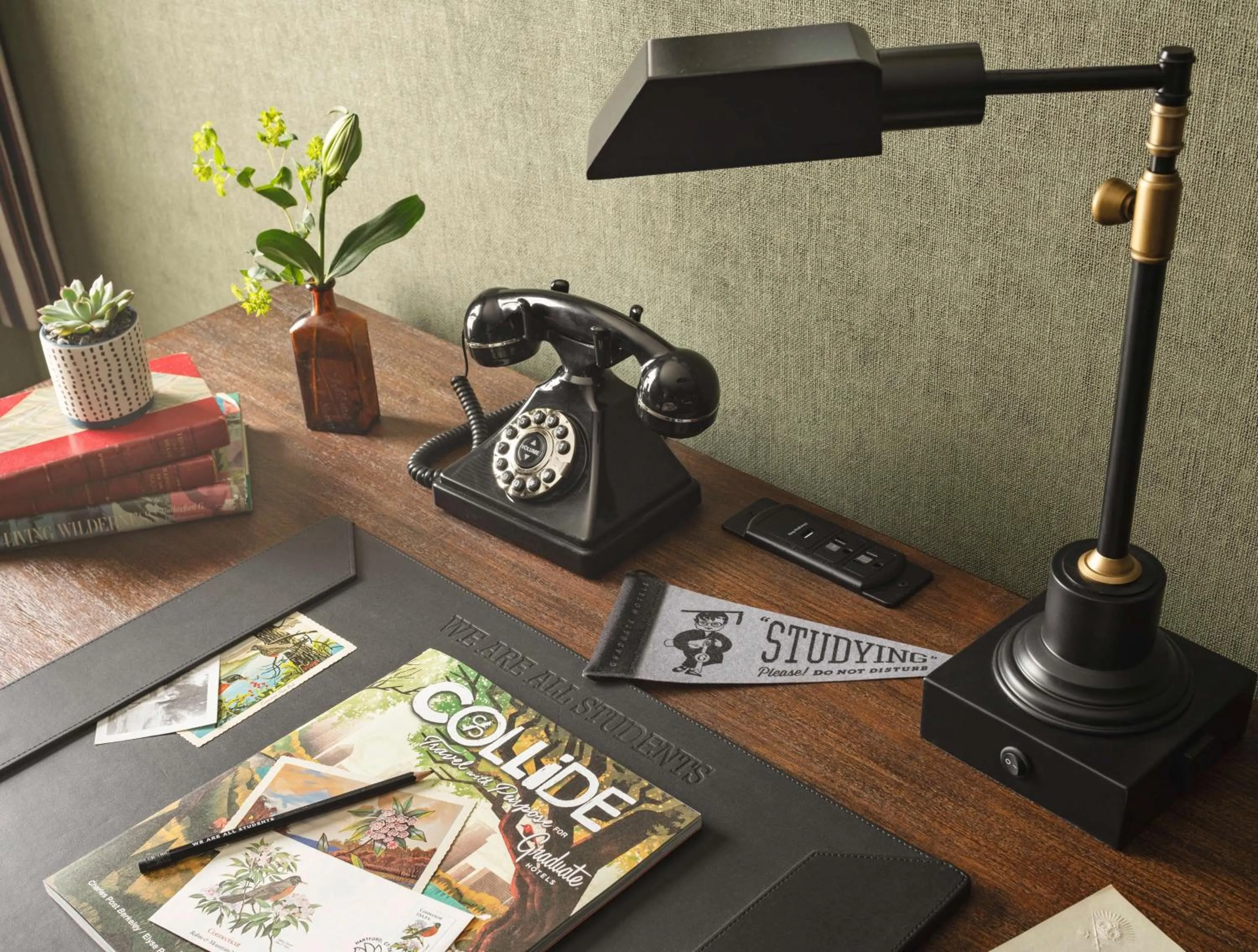 Bedroom in Graduate by Hilton Storrs