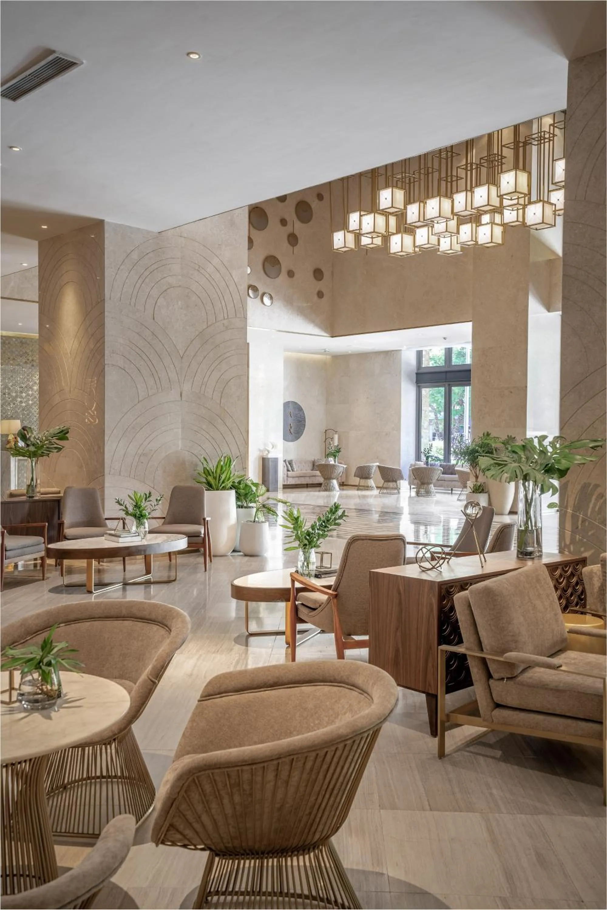 Lobby or reception in Melia Vinpearl Hue