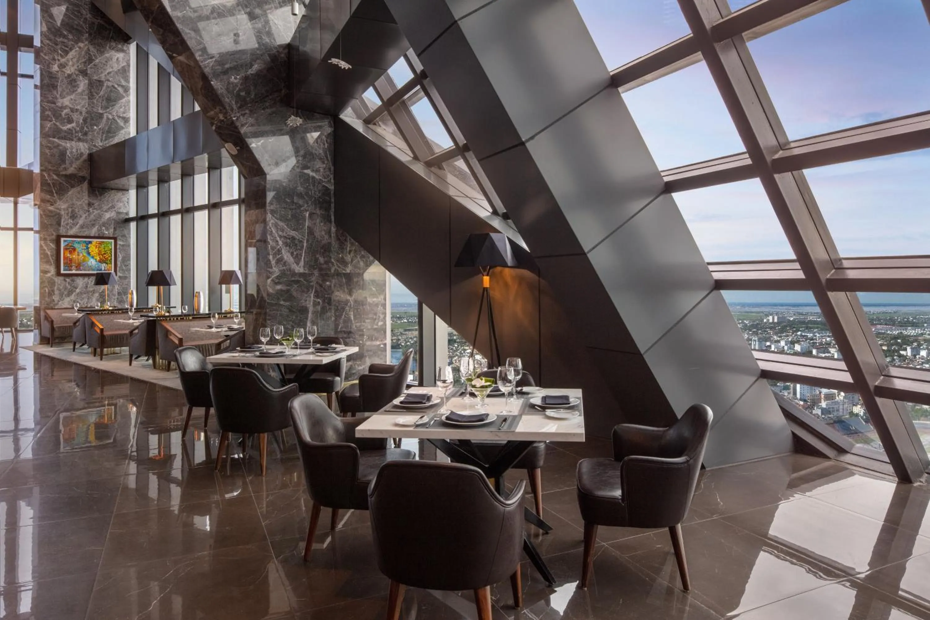 Restaurant/places to eat in Melia Vinpearl Hue