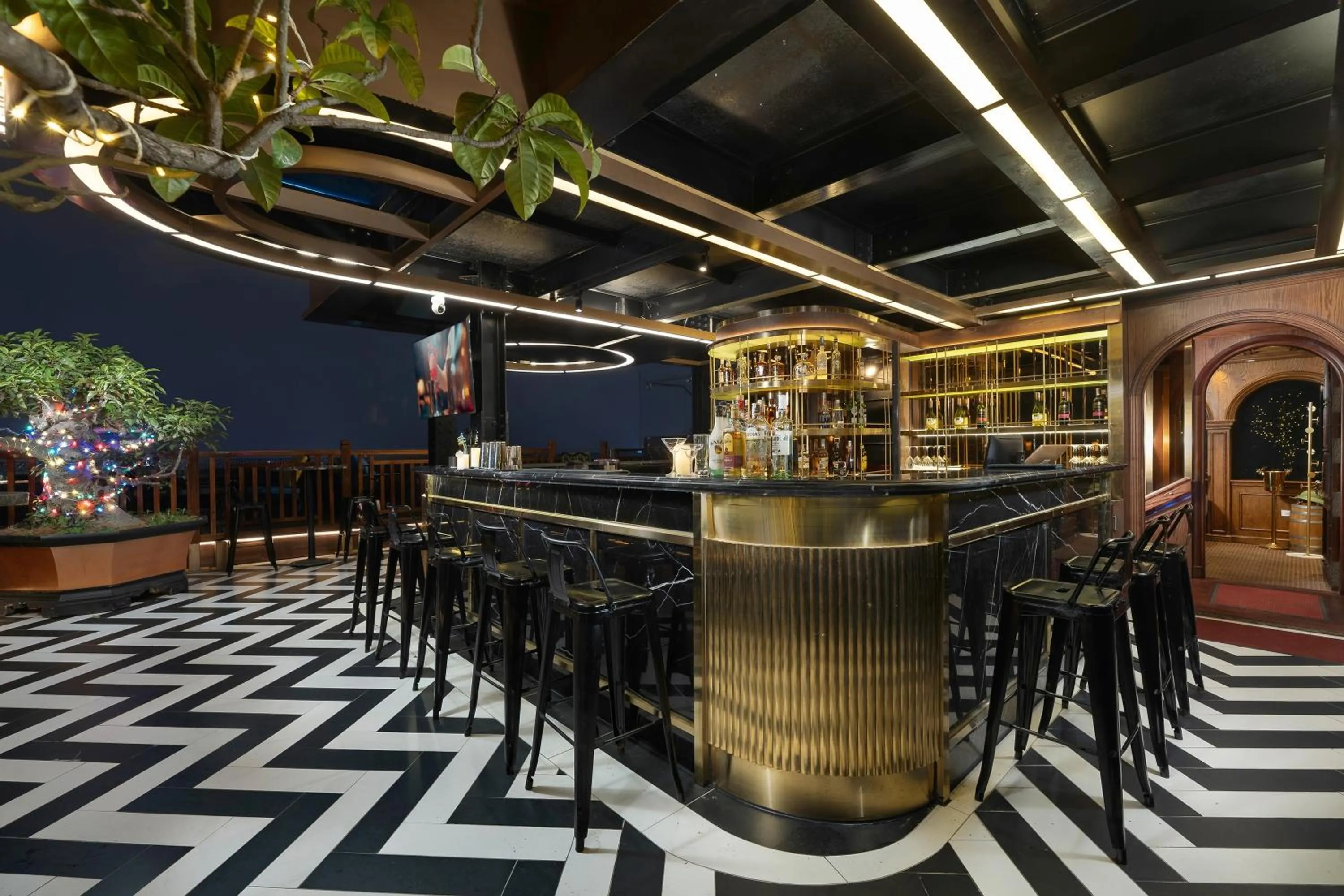 Lounge or bar in Rex Hanoi Hotel