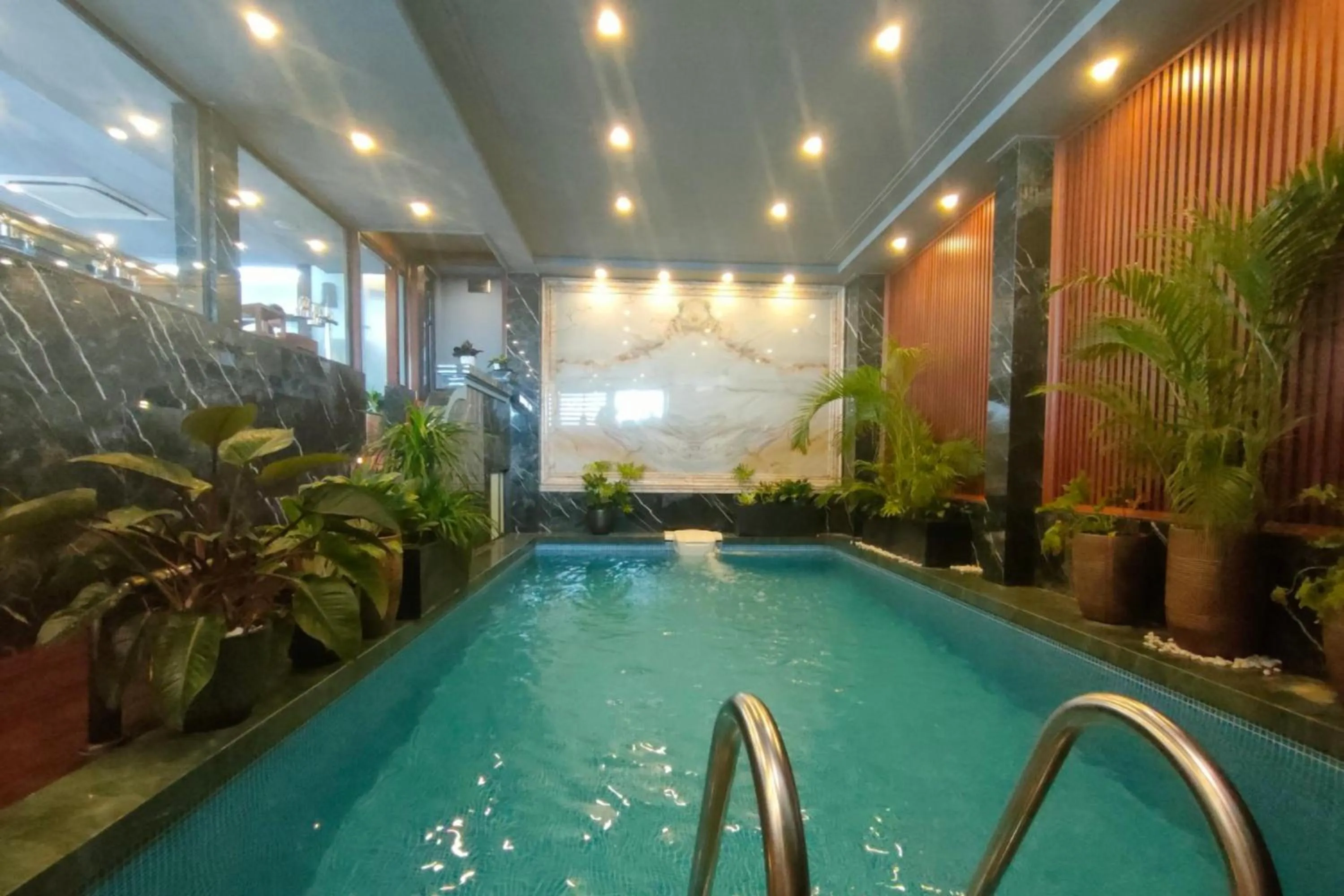 Swimming pool in Rex Hanoi Hotel