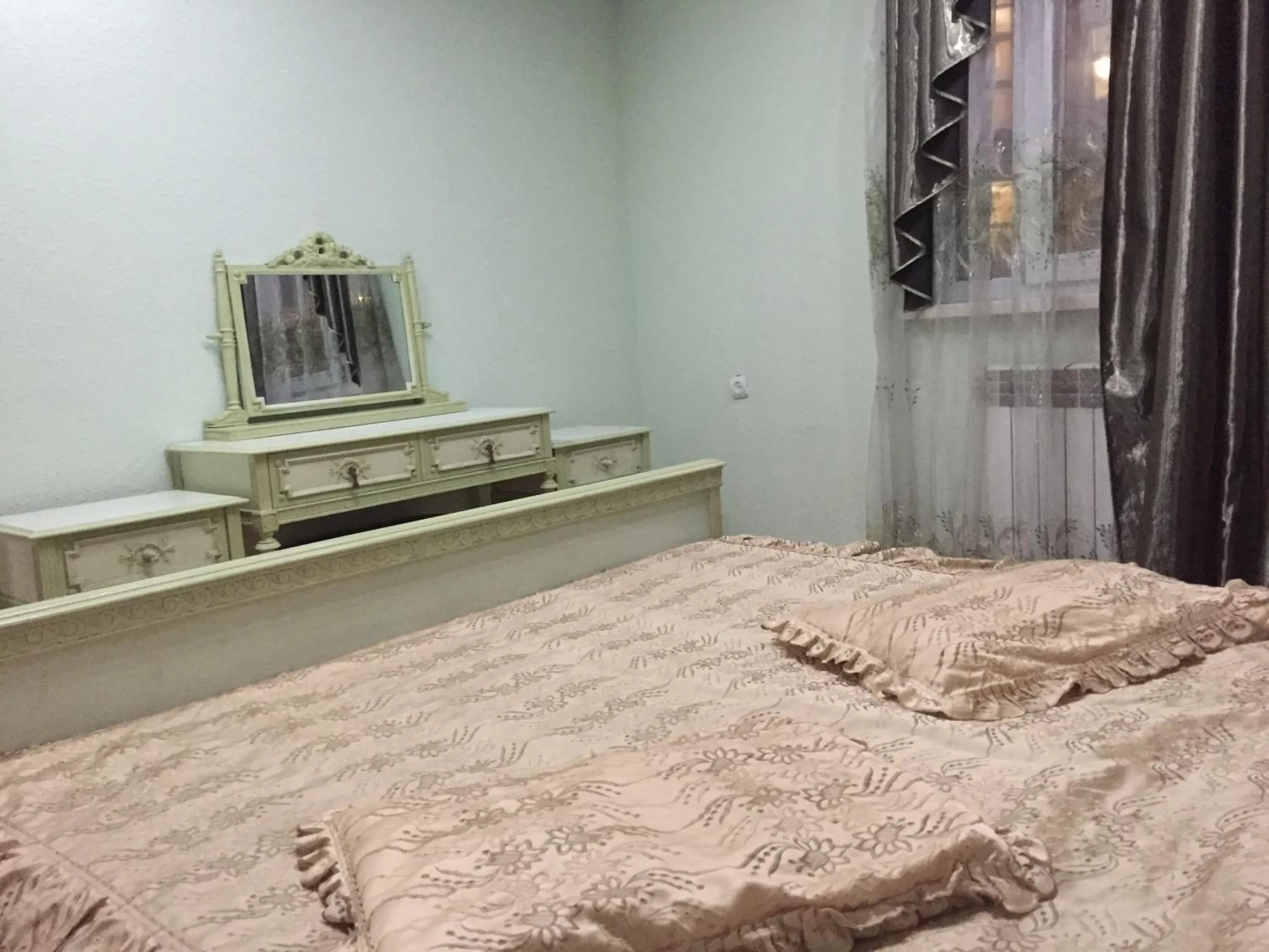 Bedroom, Bed in Tatev Apartments