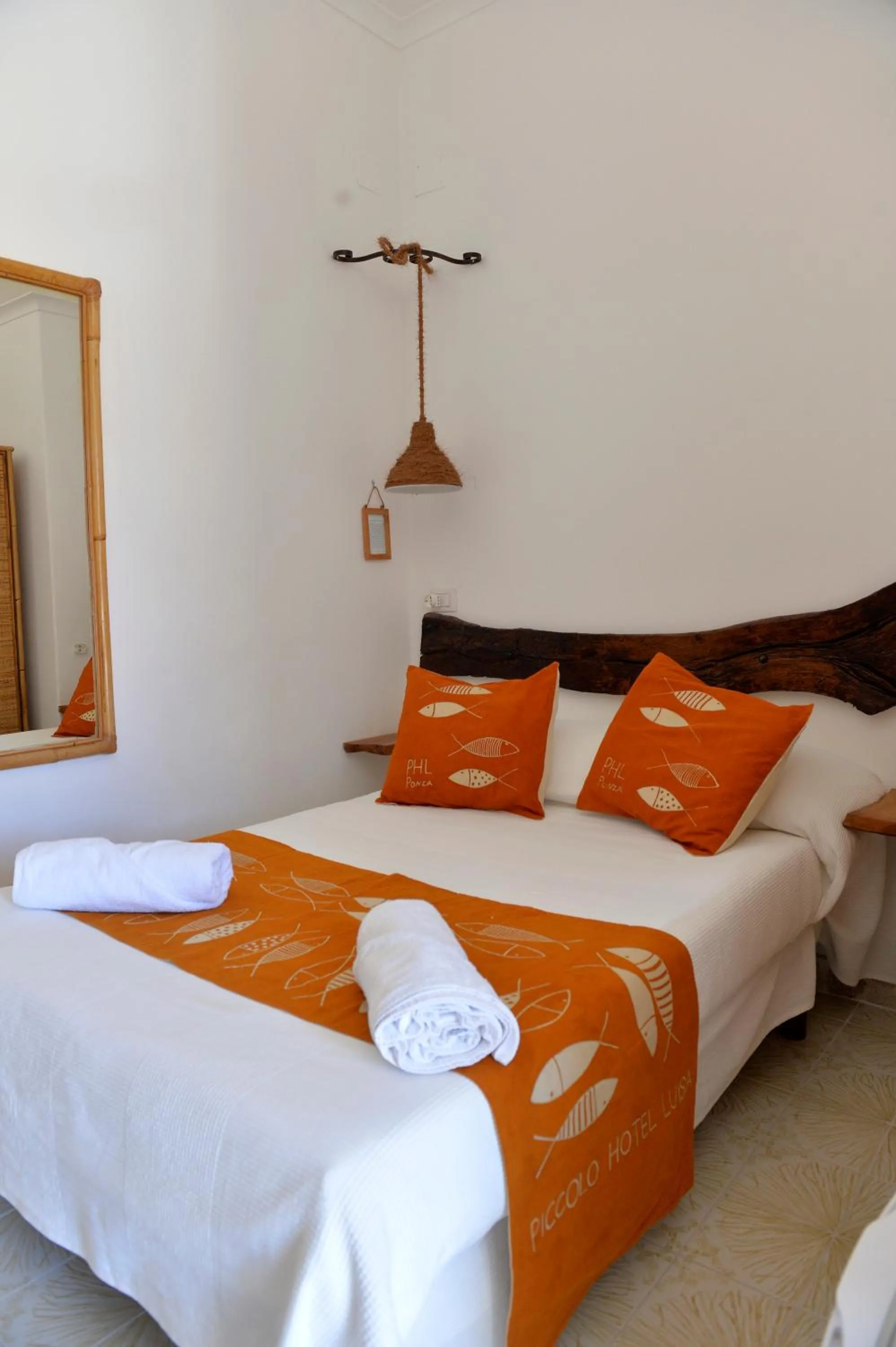 Bed in Piccolo Hotel Luisa