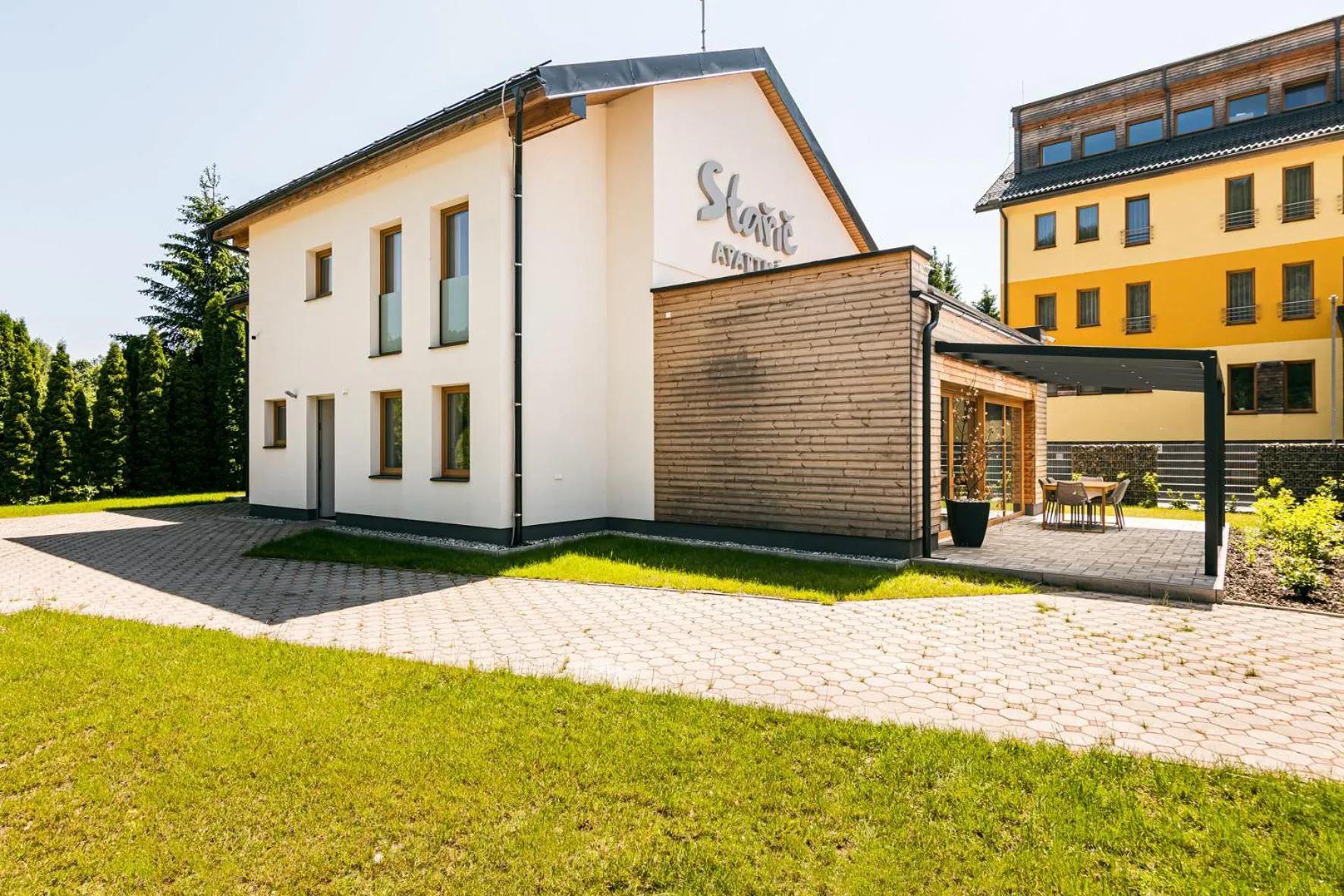 Property building in Hotel Helios