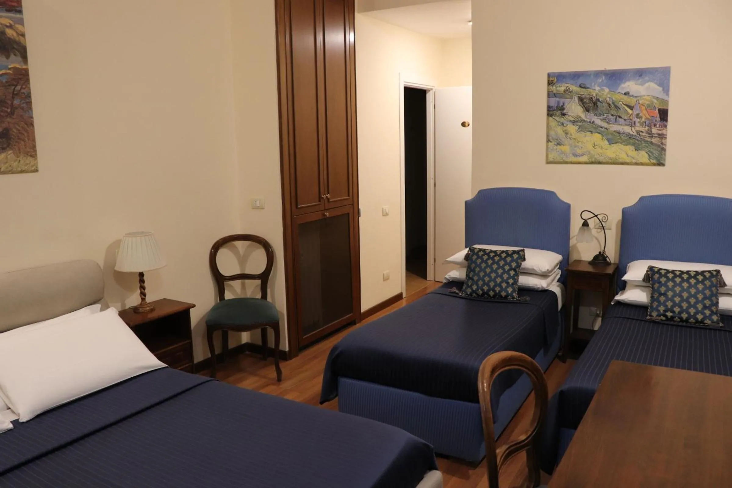 Bedroom in The Center Of Rome B&B