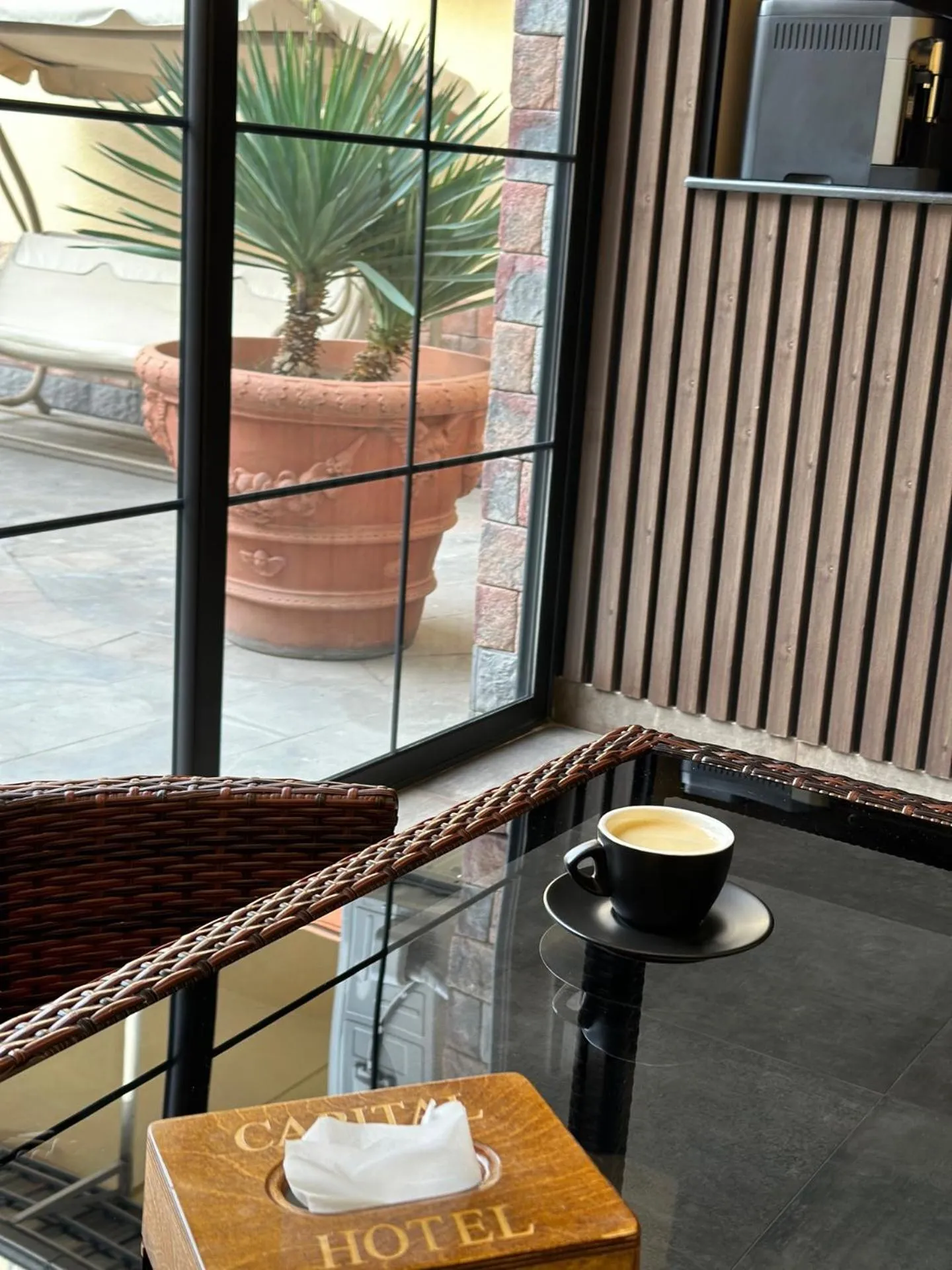 Living room in Capital Hotel