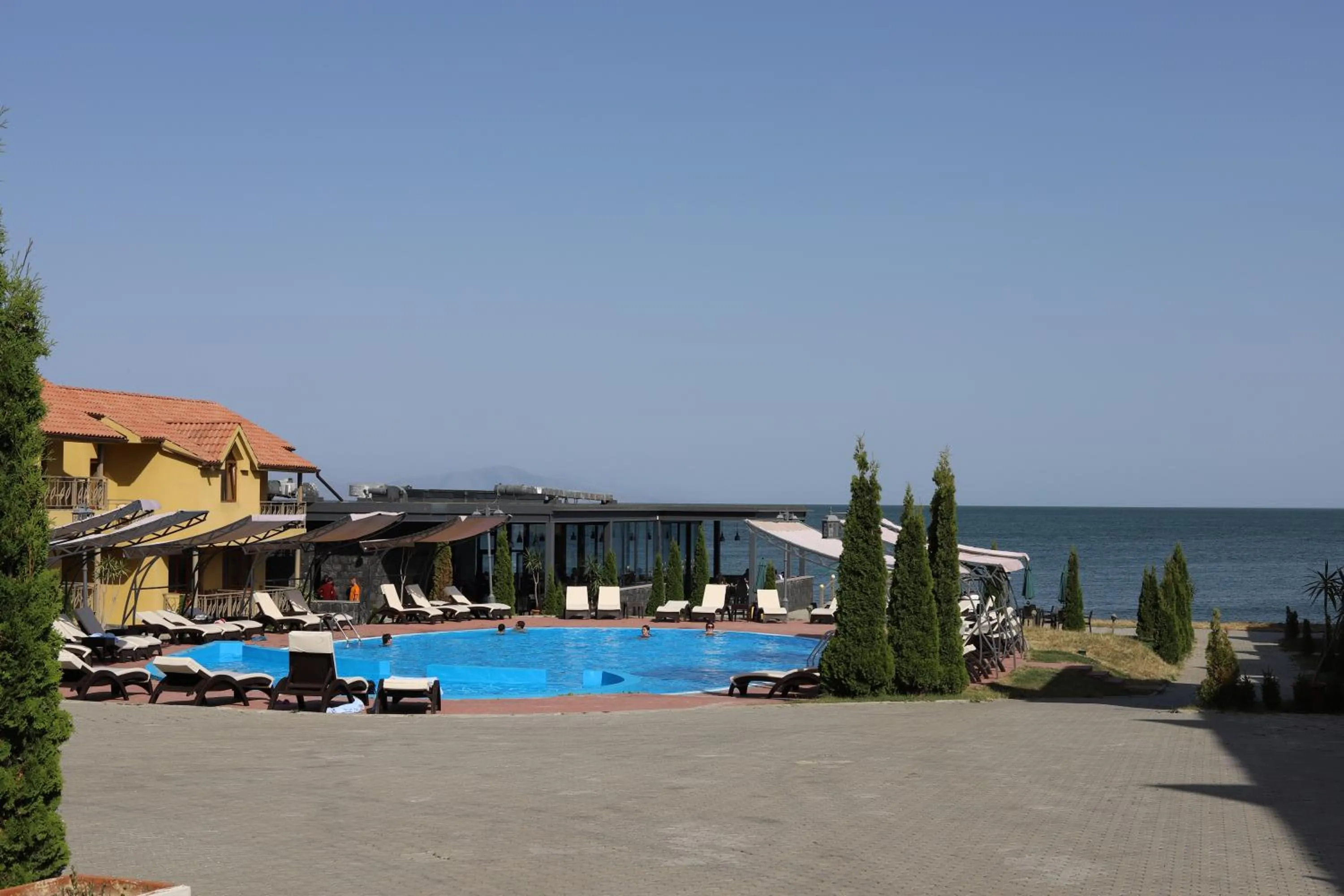 Pool view in Best Western Bohemian Resort