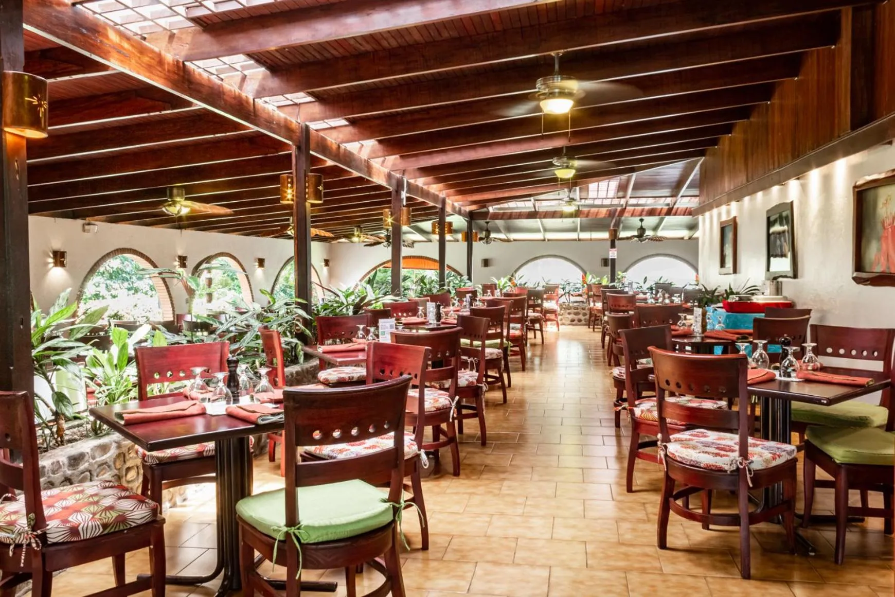 Restaurant/places to eat in Tilajari Hotel Resort