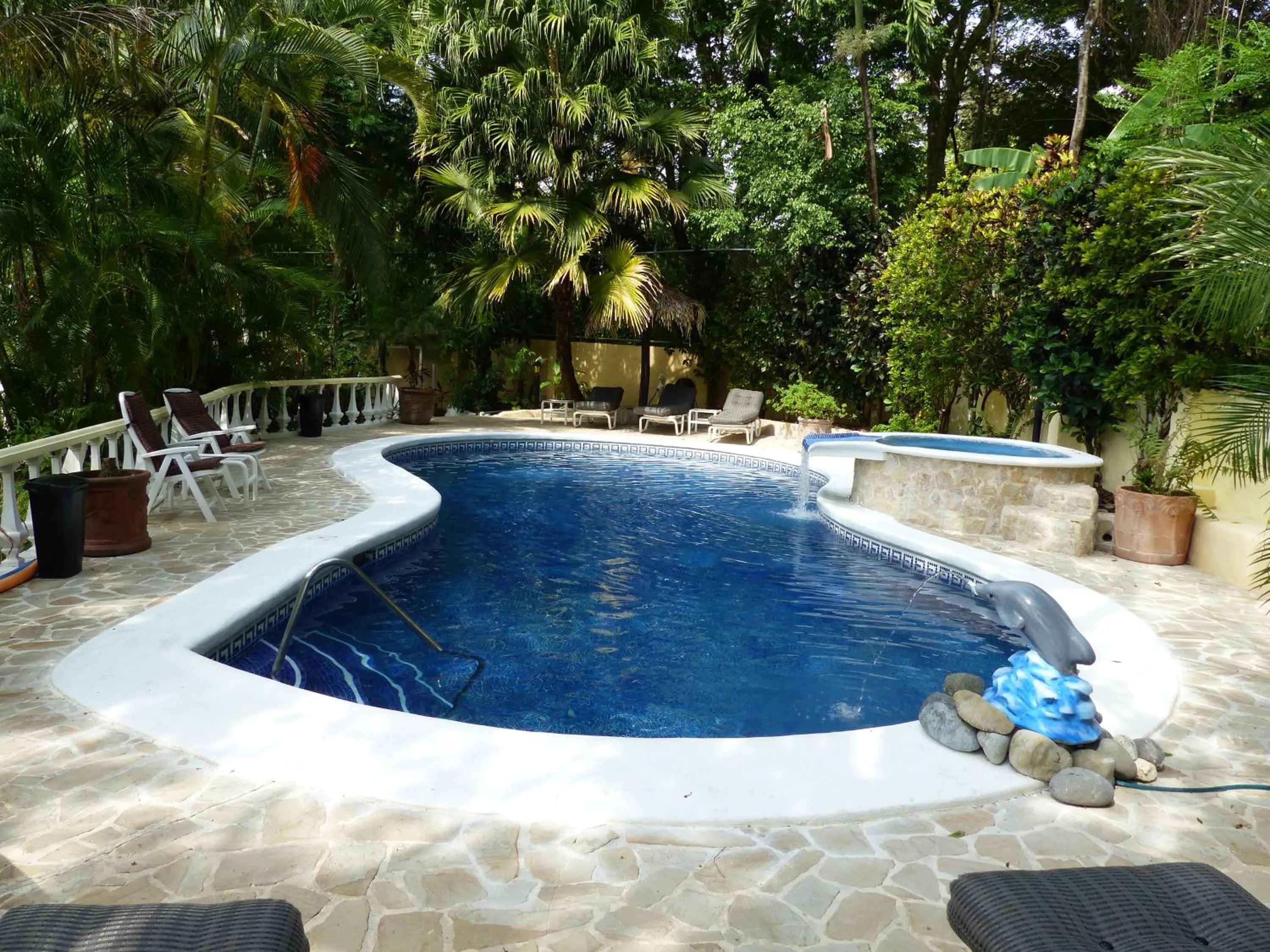Swimming pool in Hotel Villa Romantica