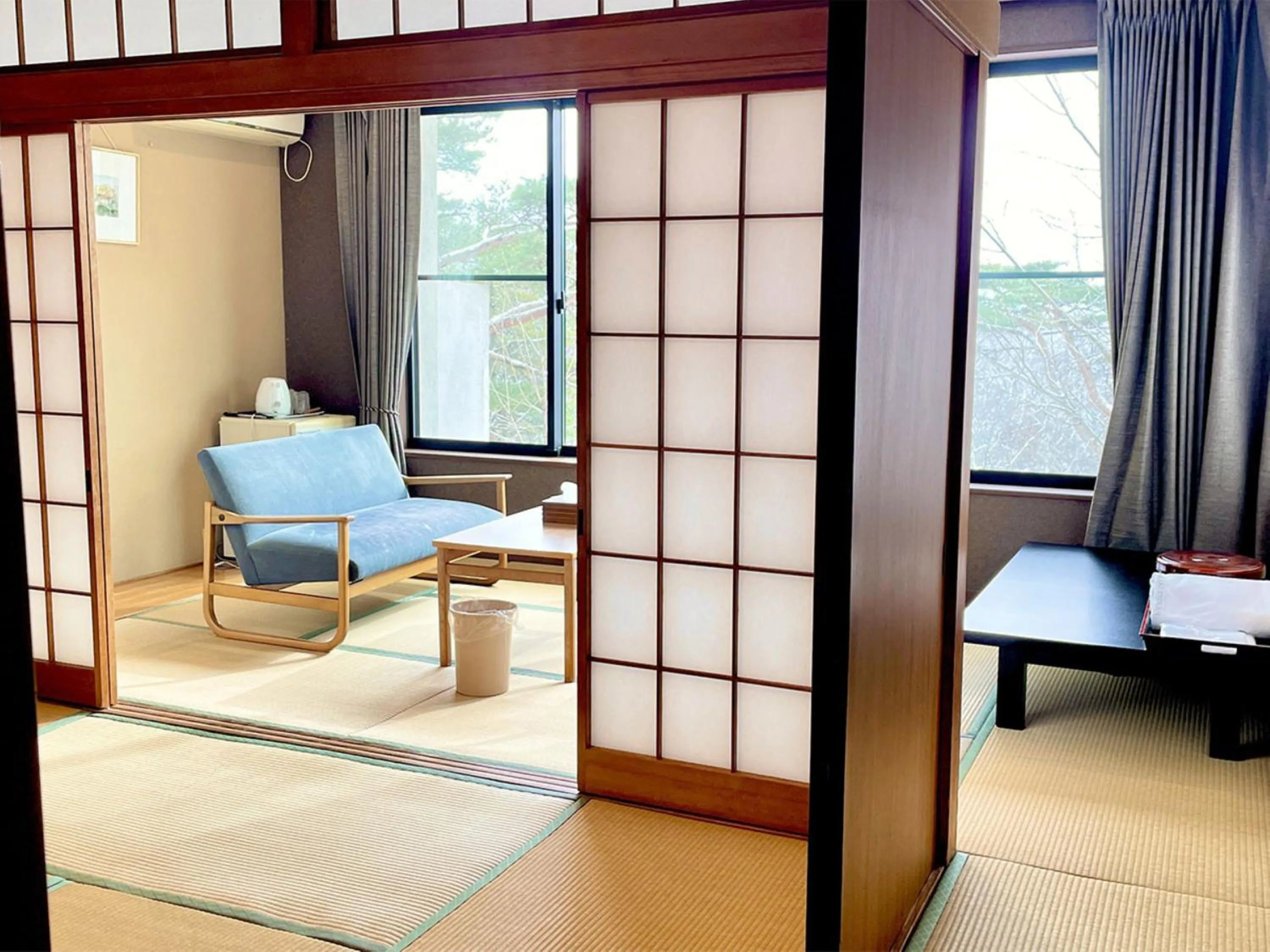 Living room in Wakaki Ryokan - Nasu Yumoto Onsen