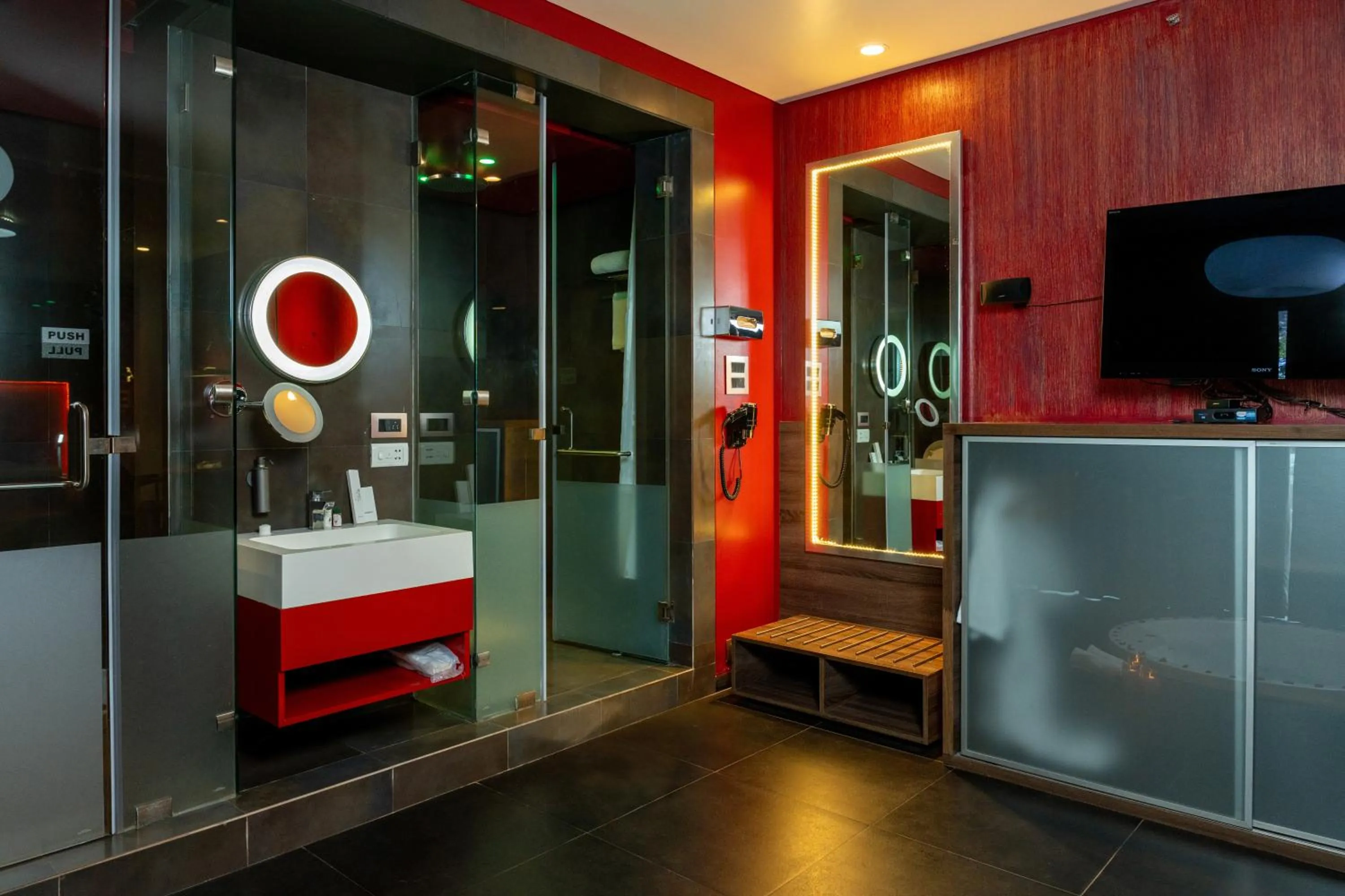 Fahrenheit Hotels & Resorts