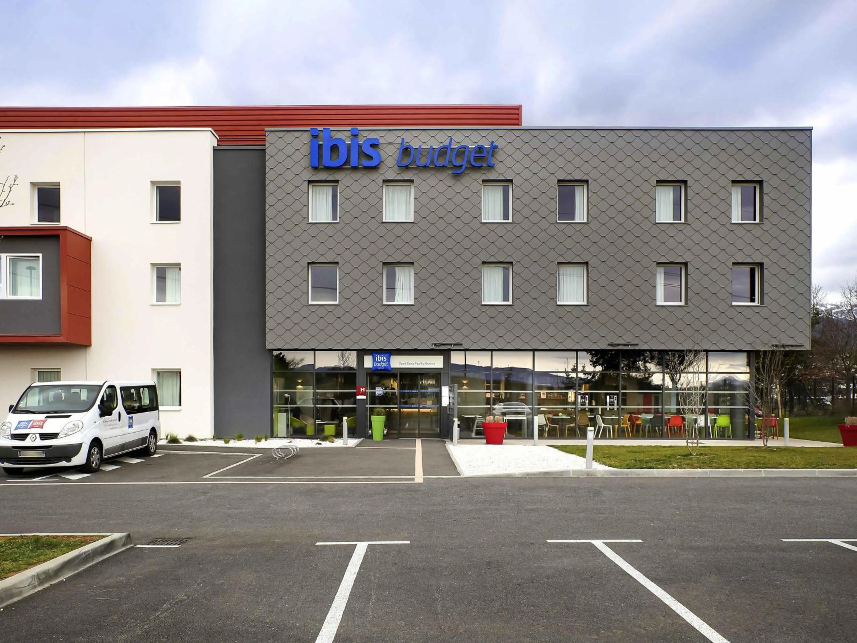 Property building in ibis budget Geneve Saint Genis Pouilly
