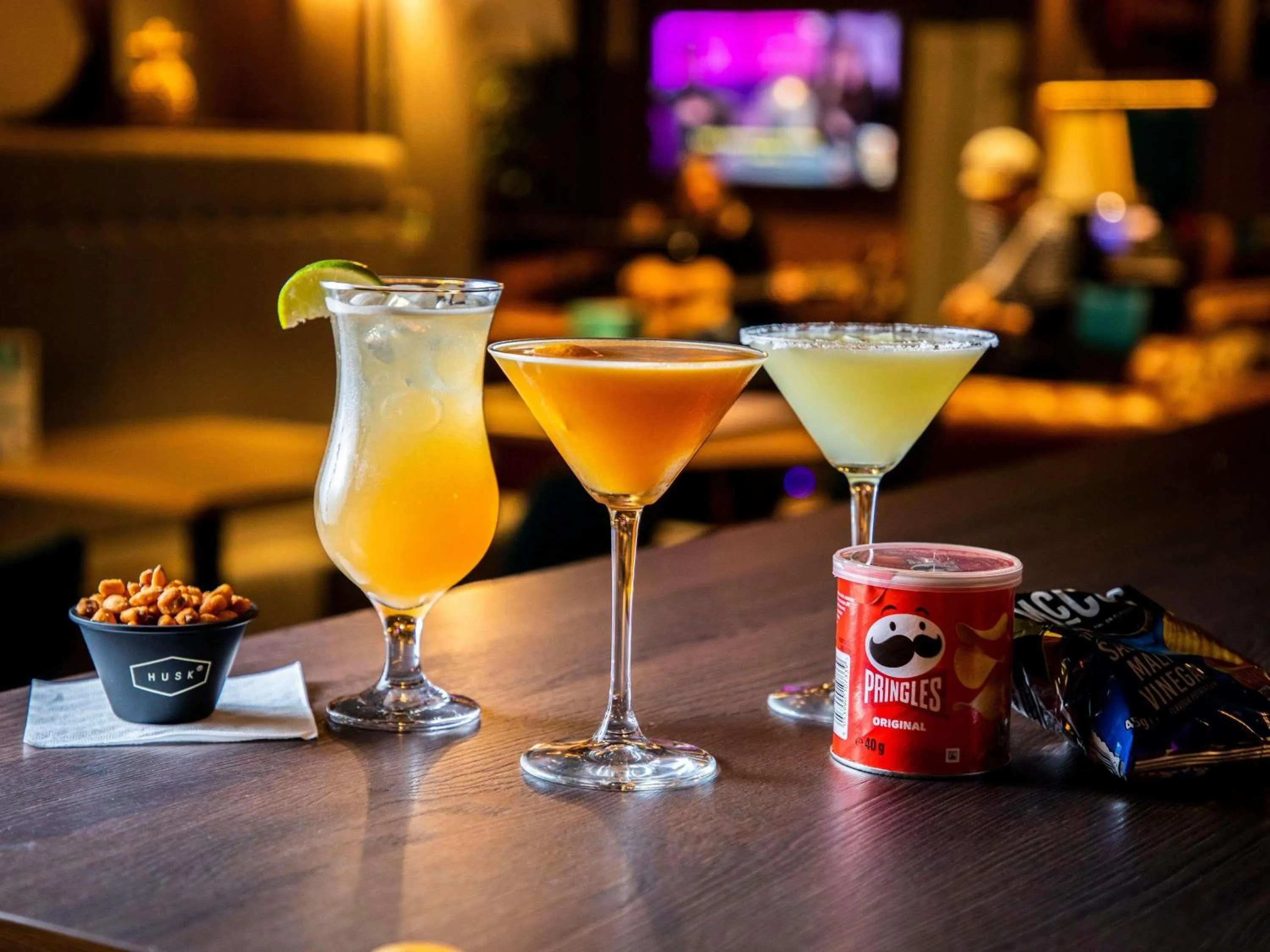 Lounge or bar in ibis Styles Glasgow Central